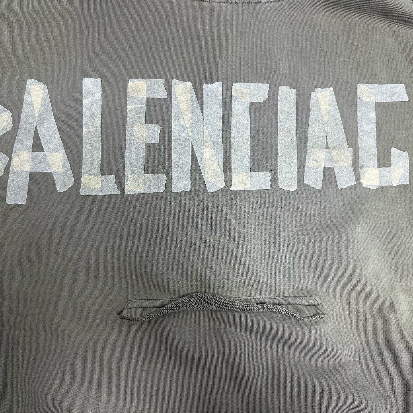 Balenciaga Balenciaga Logo Tape Distressed Hoodie Size XS Size US XS / EU 42 / 0 - 5 Thumbnail
