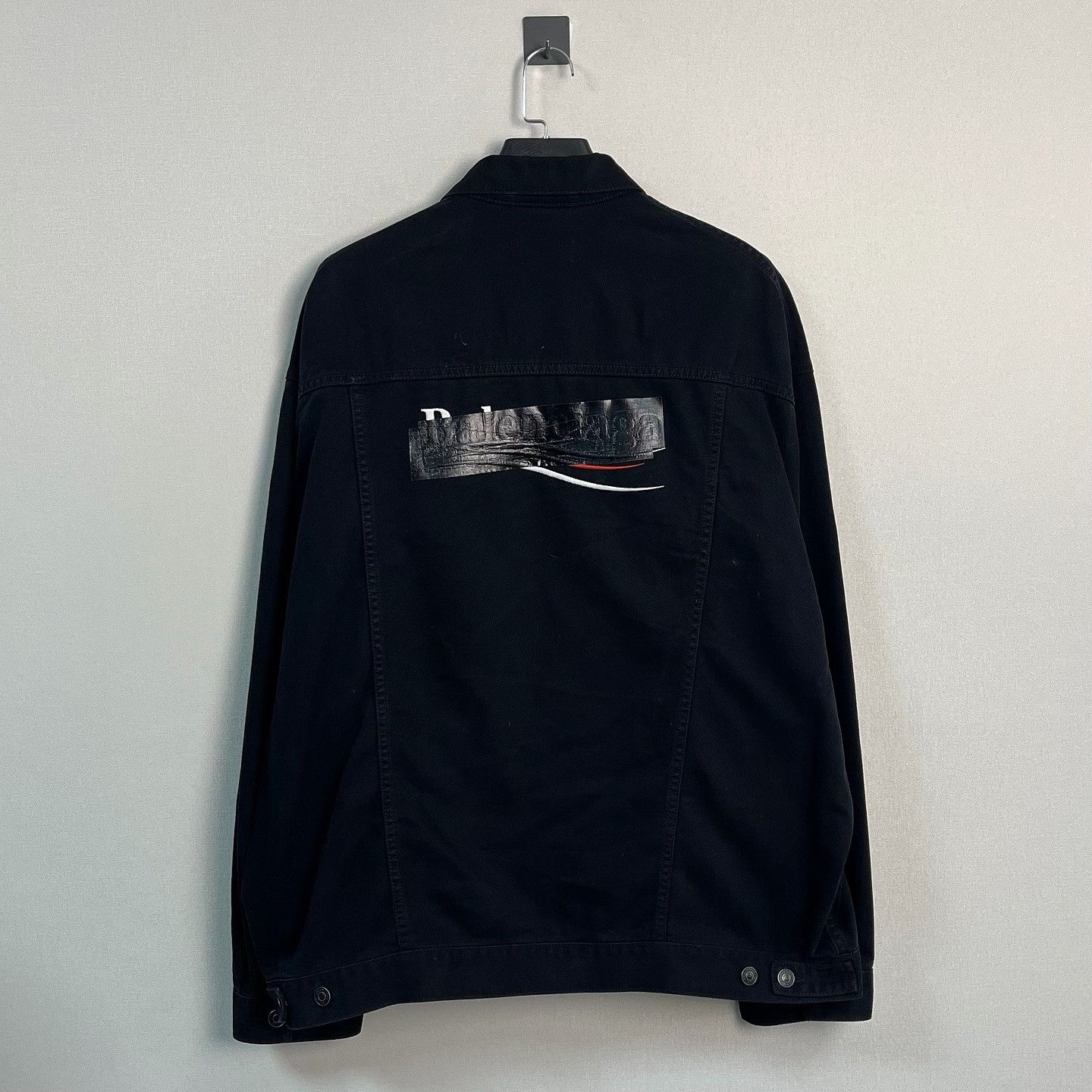 Balenciaga Balenciaga Tape Logo Denim Jacket Size M Size US M / EU 48-50 / 2 - 2 Thumbnail