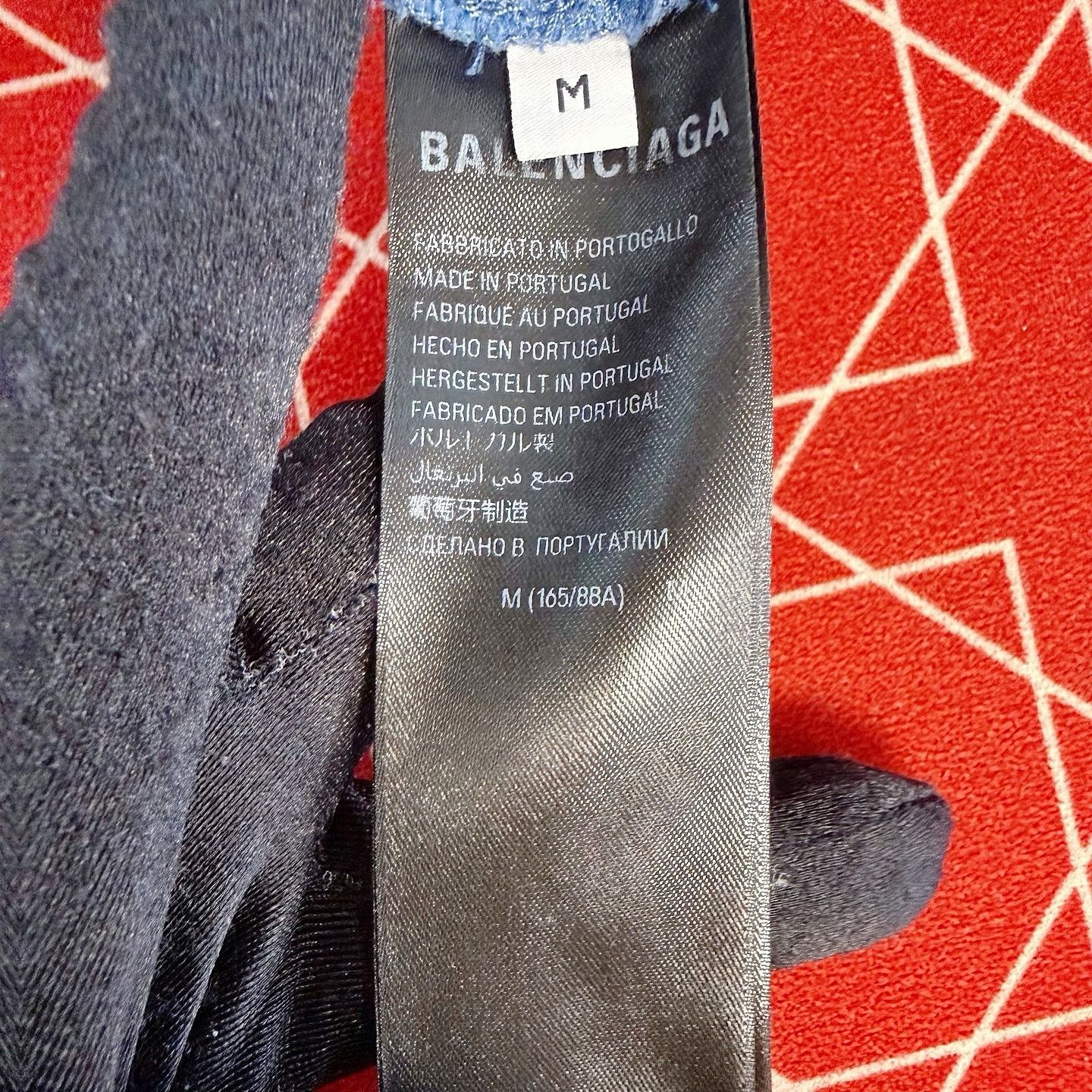 Balenciaga Balenciaga Logo Distressed Hoodie Size M Size US M / EU 48-50 / 2 - 4 Thumbnail
