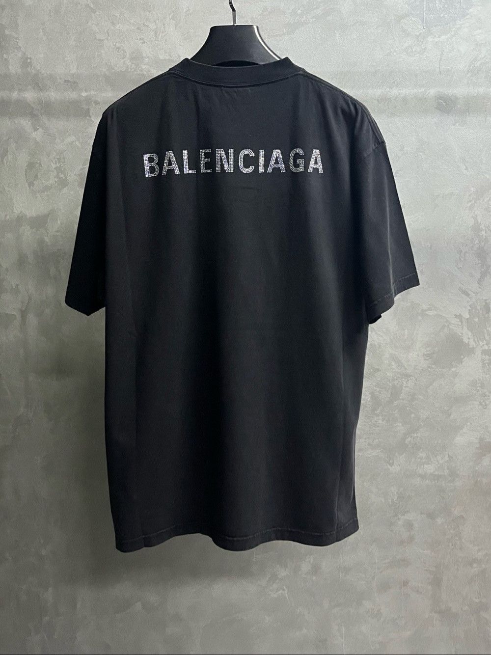 Balenciaga Balenciaga Rhinestone Logo T-Shirt Size XS Size XS / US 0-2 / IT 36-38 - 2 Thumbnail