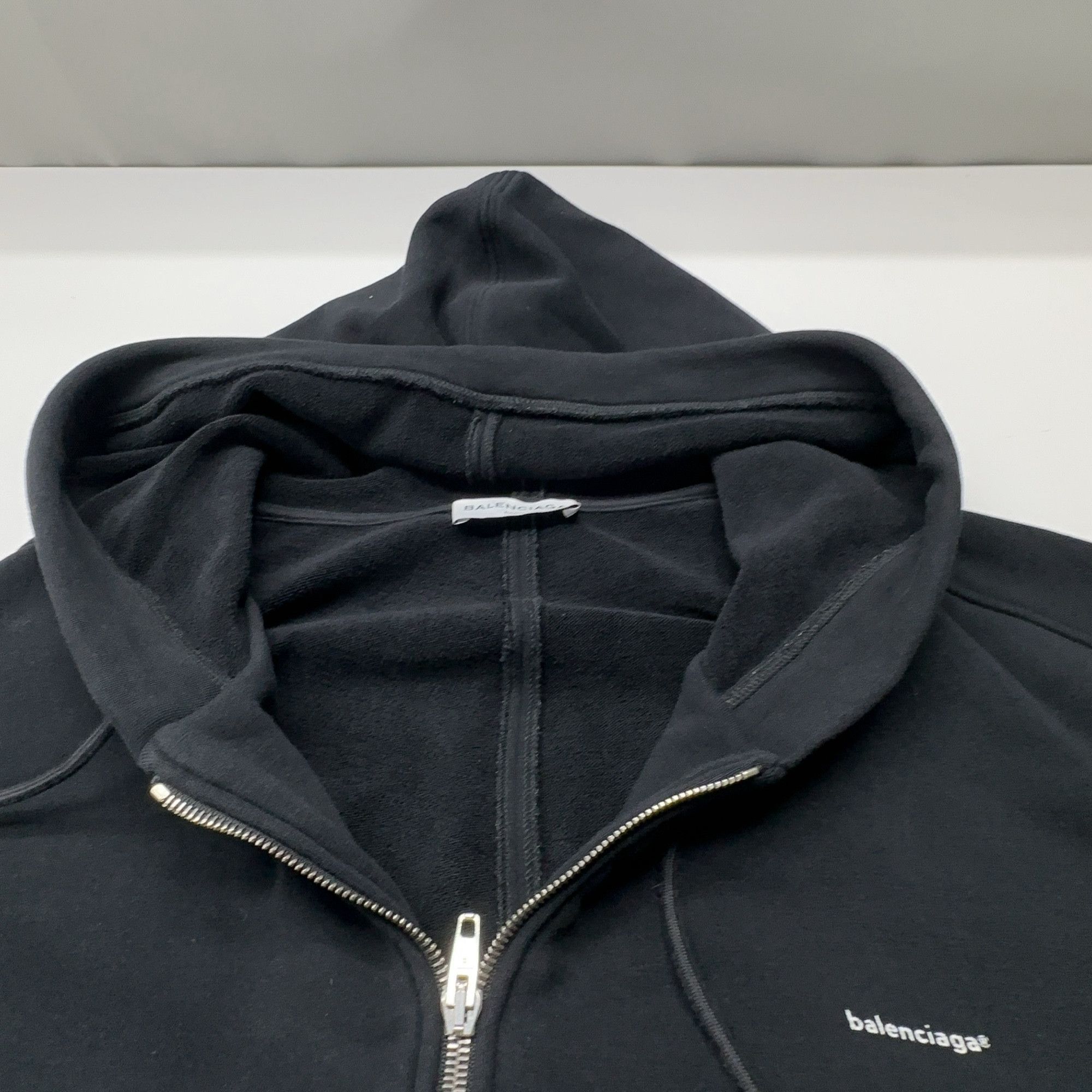Balenciaga Balenciaga Logo Zip Hoodie Size M Size US M / EU 48-50 / 2 - 7 Thumbnail
