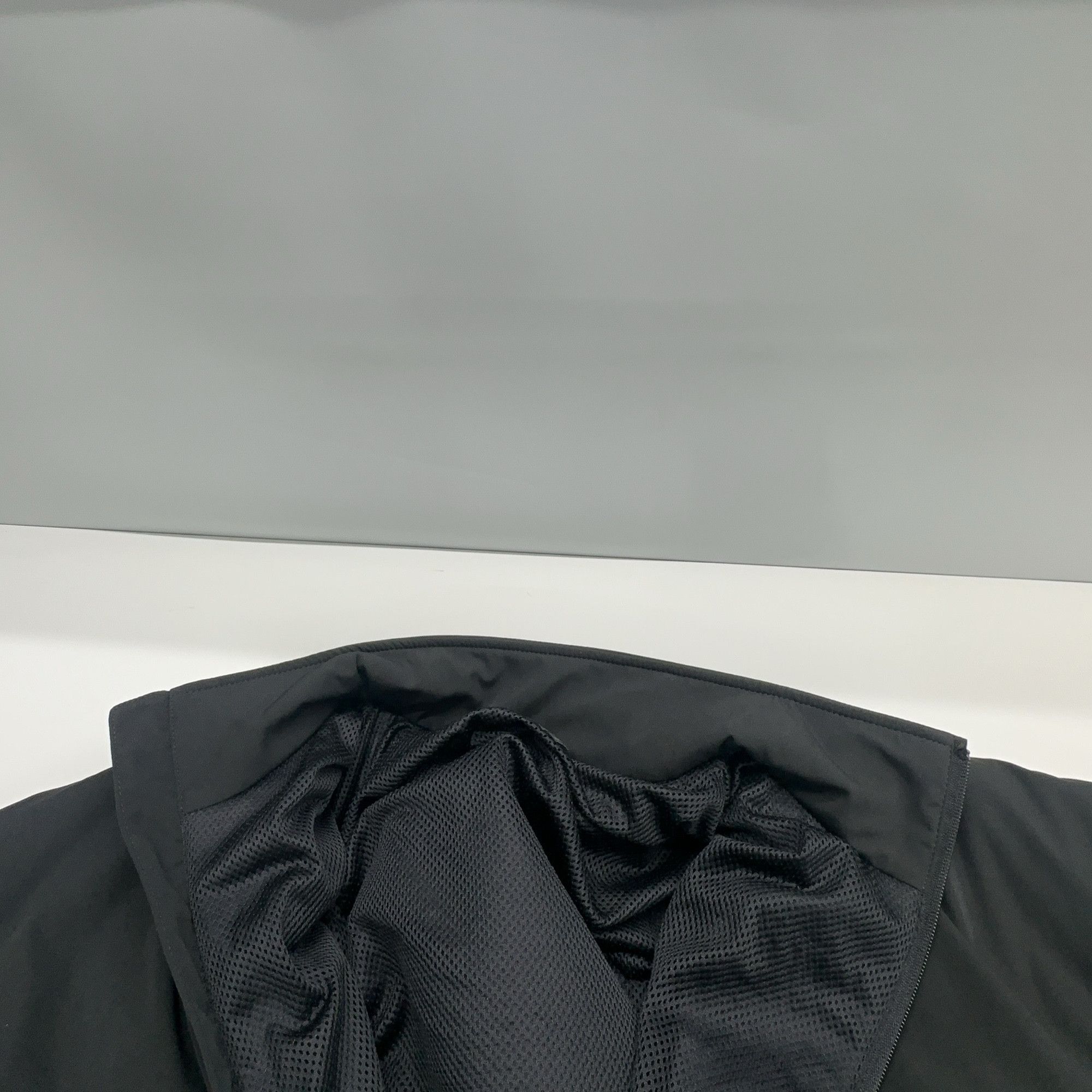 Balenciaga Balenciaga Logo Zip Up Jacket Size 44 Size US S / EU 44-46 / 1 - 7 Thumbnail