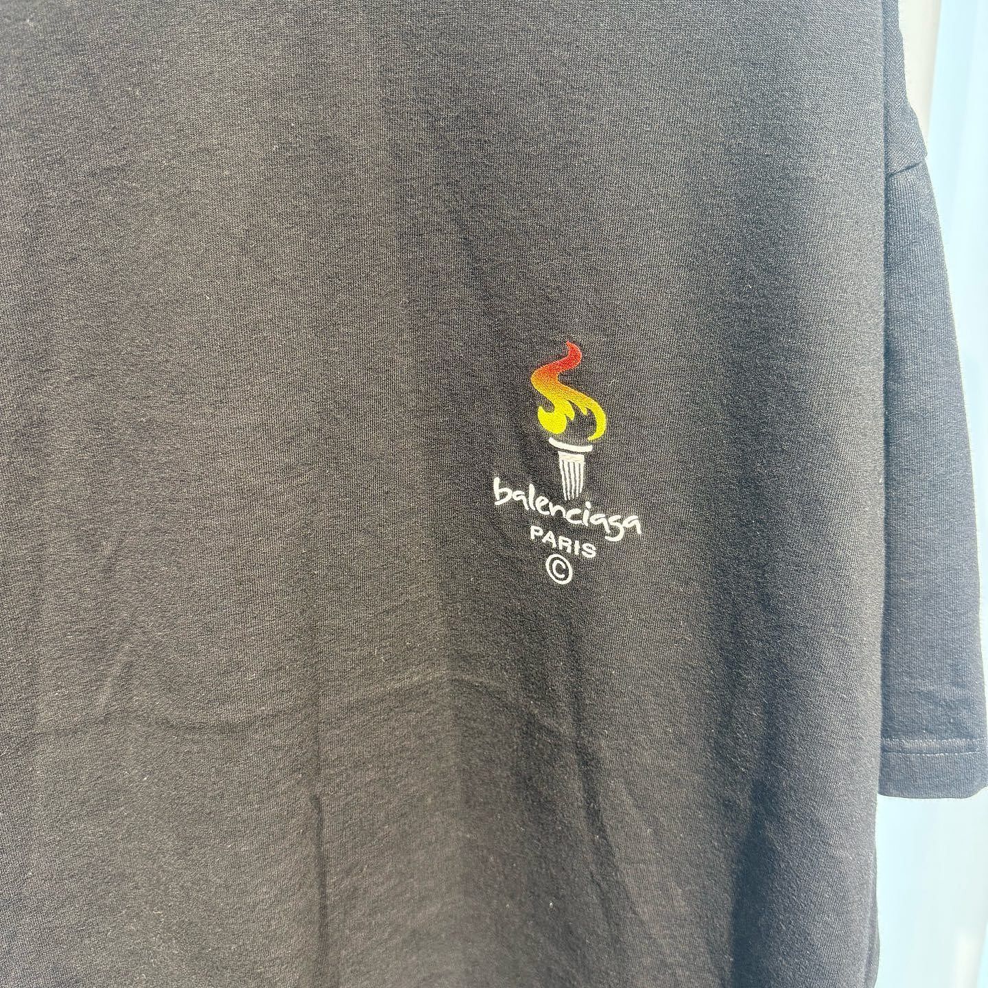 Balenciaga Balenciaga Torch Graphic T-Shirt Size XL Size US XL / EU 56 / 4 - 6 Thumbnail