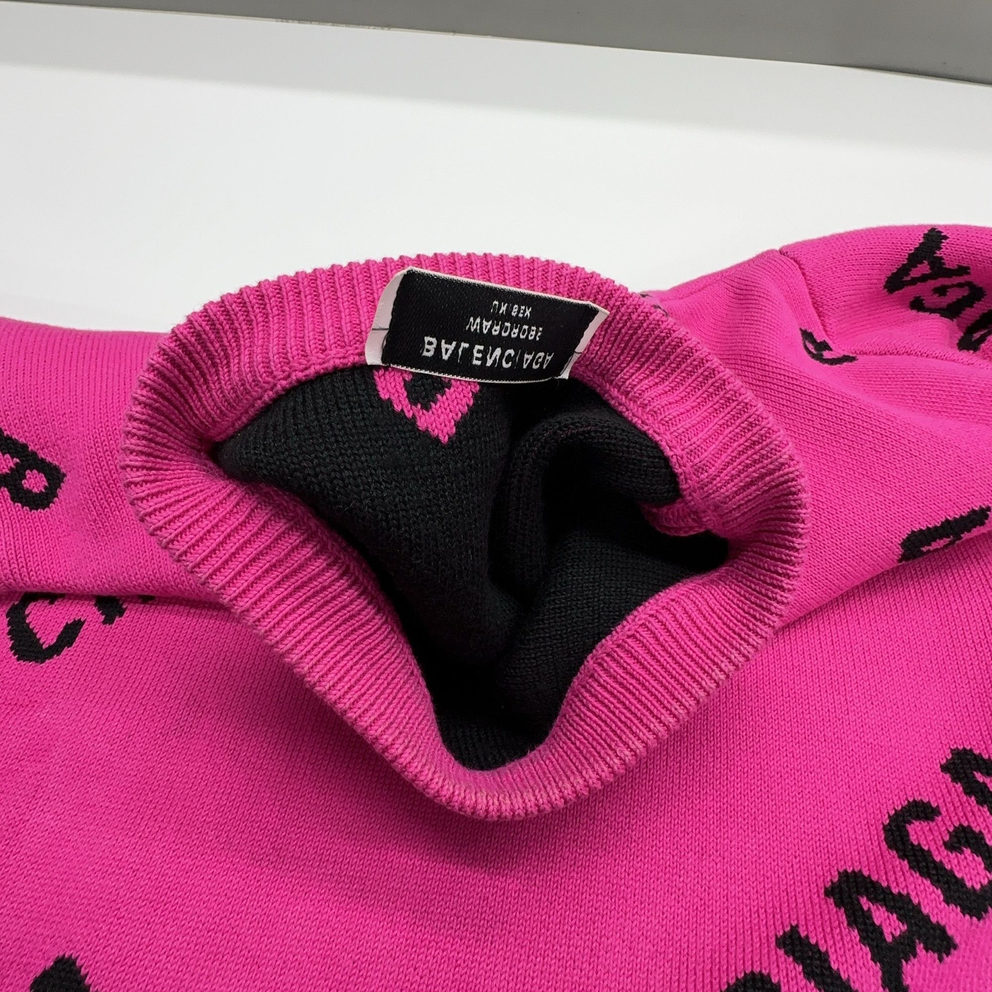 Balenciaga Balenciaga All-Over Logo Sweater Size M Size US M / EU 48-50 / 2 - 5 Thumbnail