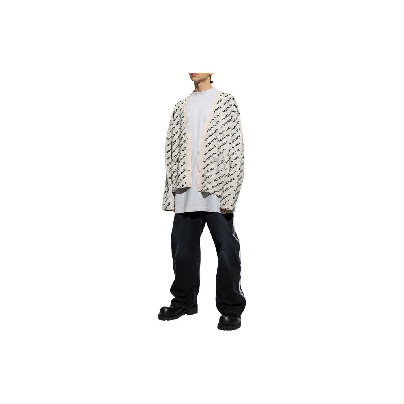 Balenciaga Balenciaga All Over Logo Cardigan Size L Size US L / EU 52-54 / 3 - 13 Thumbnail
