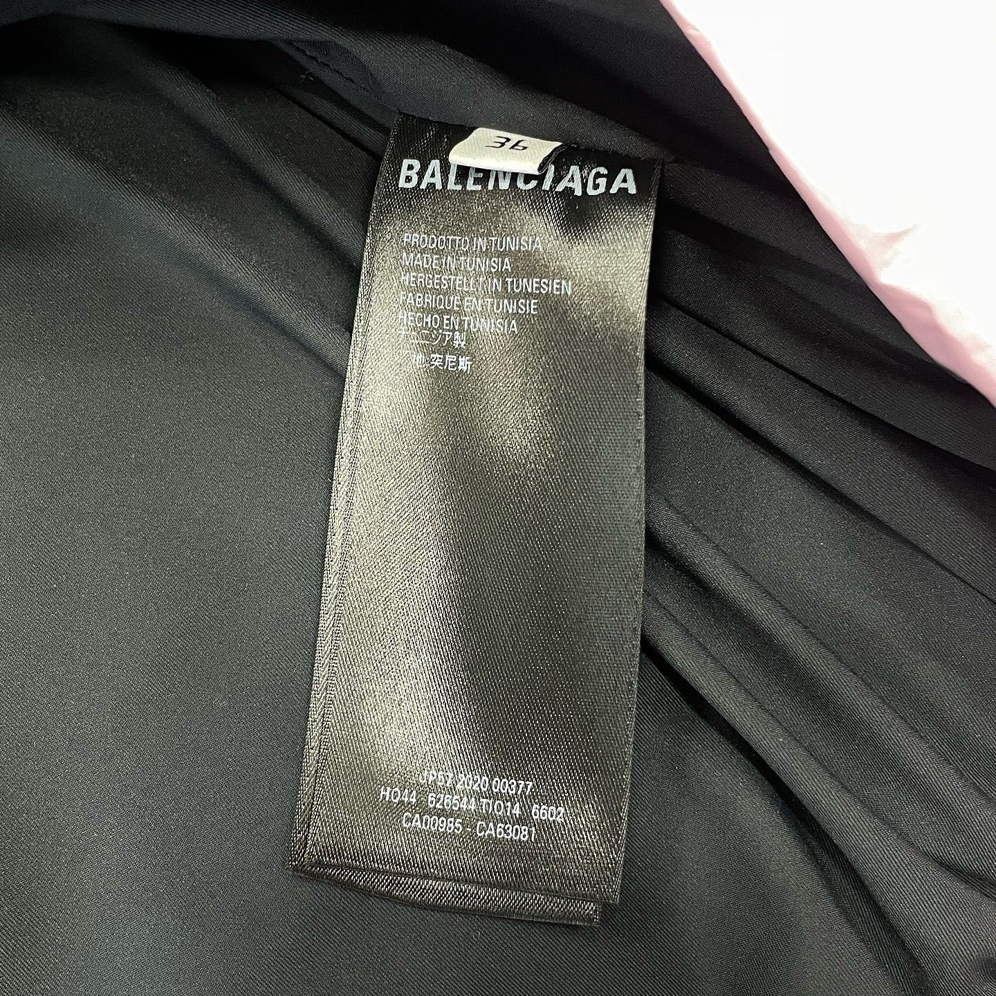 Balenciaga Balenciaga Pink Glossy Puffer Jacket Size 36 Size XS / US 0-2 / IT 36-38 - 4 Thumbnail