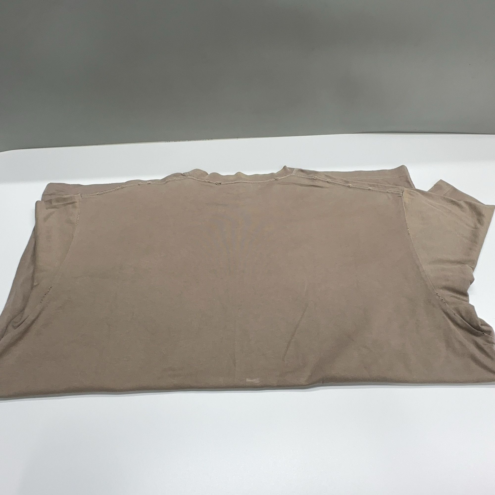 Balenciaga Balenciaga Distressed Logo T-Shirt Size S Size US S / EU 44-46 / 1 - 11 Thumbnail