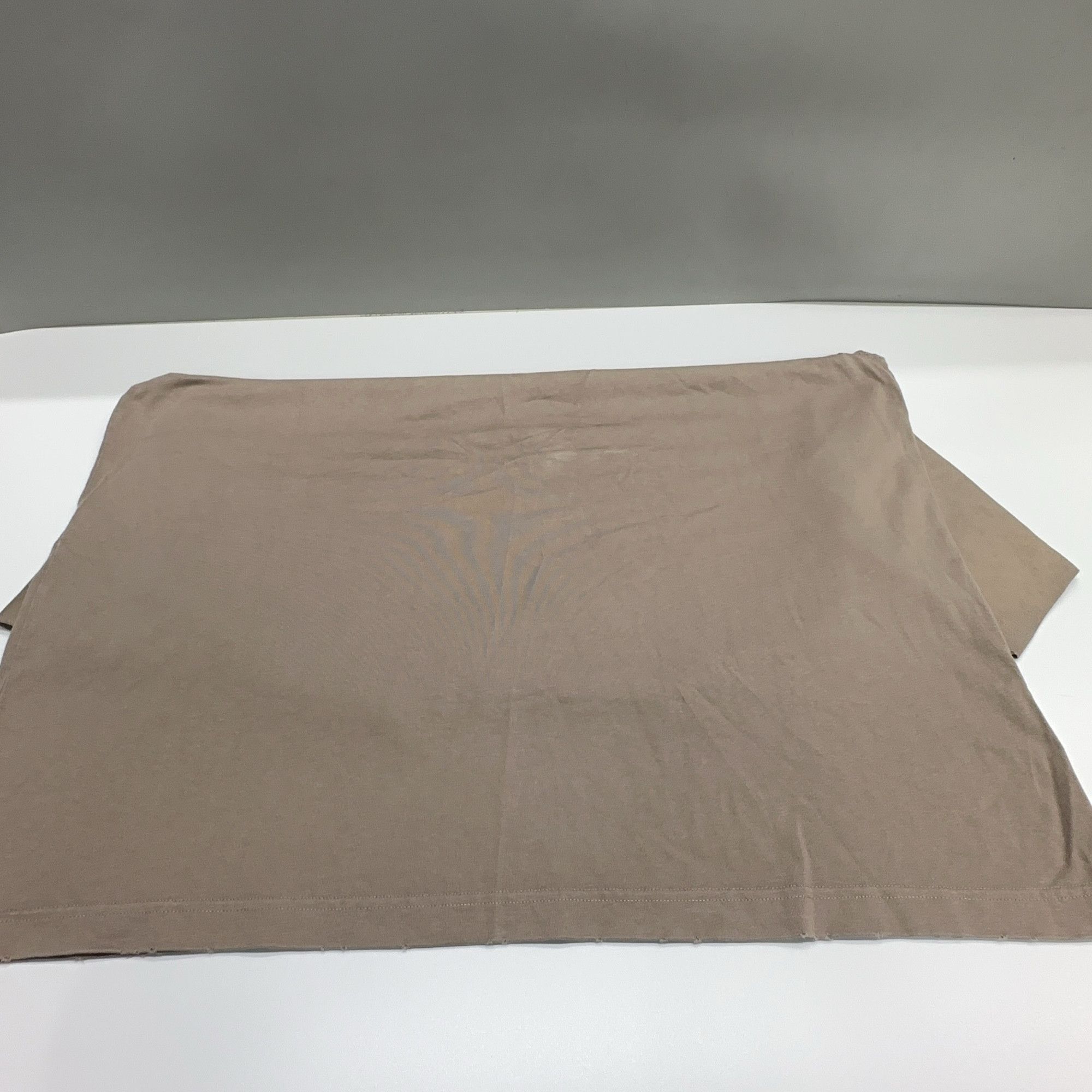 Balenciaga Balenciaga Distressed Logo T-Shirt Size S Size US S / EU 44-46 / 1 - 12 Thumbnail