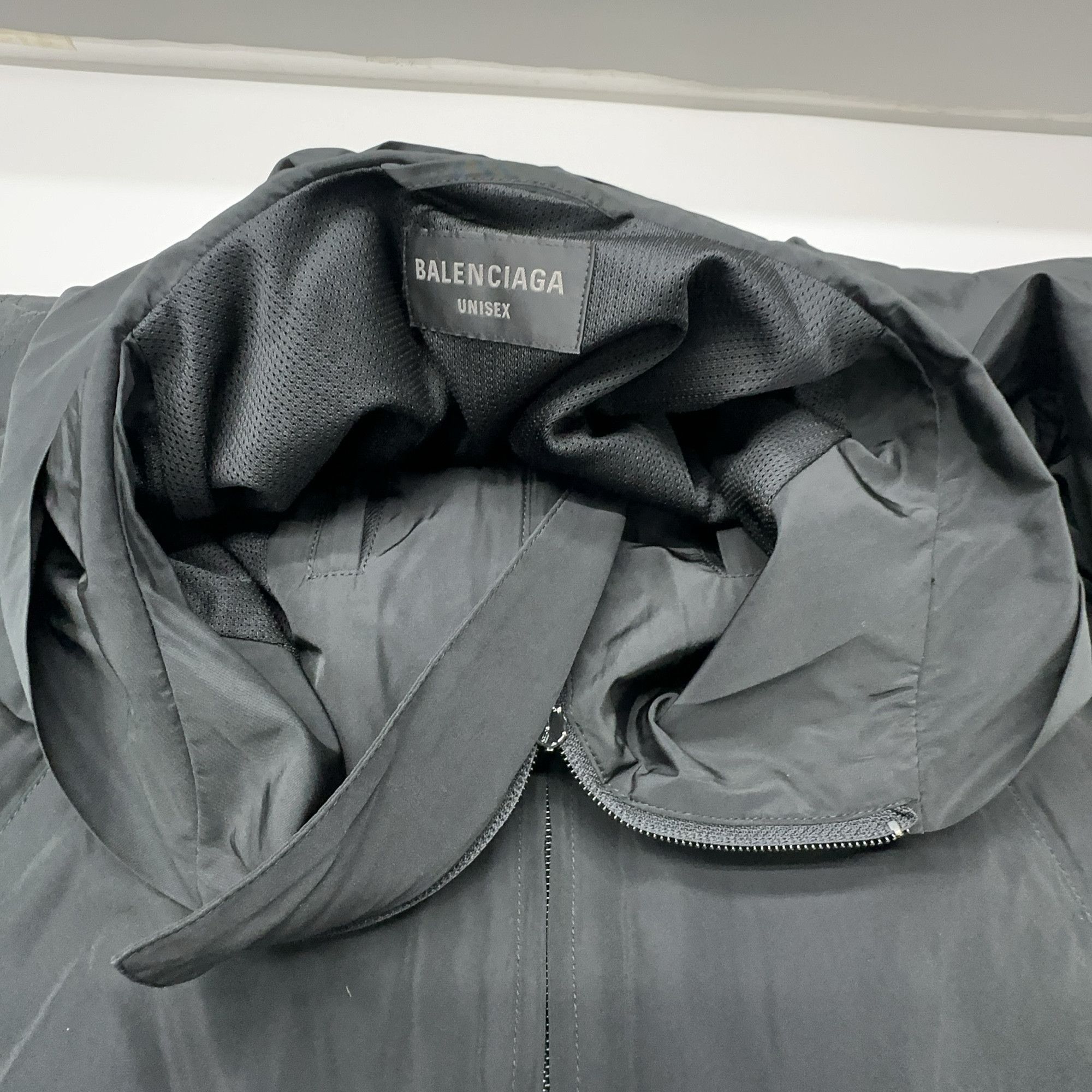 Balenciaga Balenciaga Back Logo Zip Jacket Size S Size US S / EU 44-46 / 1 - 5 Thumbnail