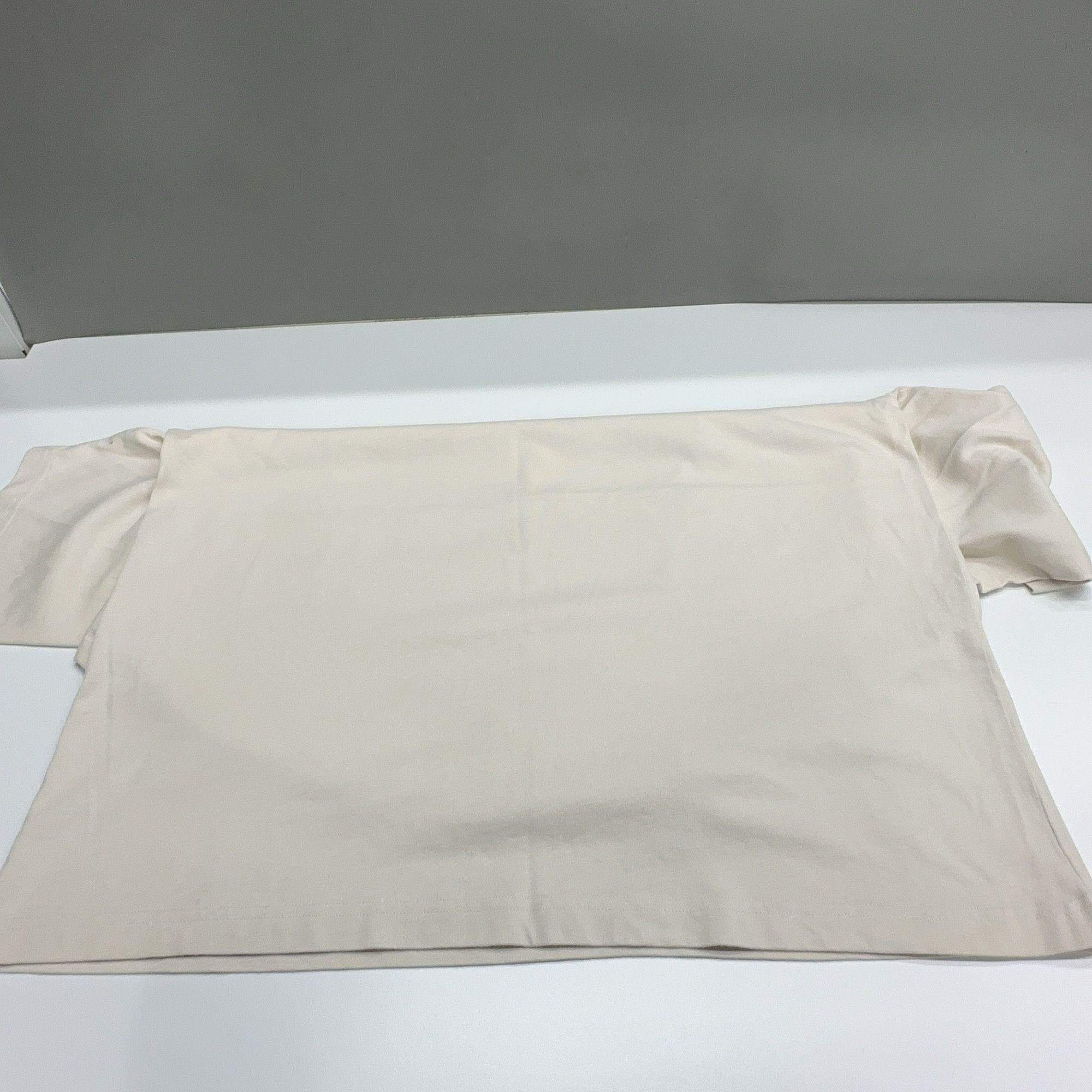 Balenciaga Balenciaga Logo T-Shirt Size XL Size US XL / EU 56 / 4 - 7 Thumbnail