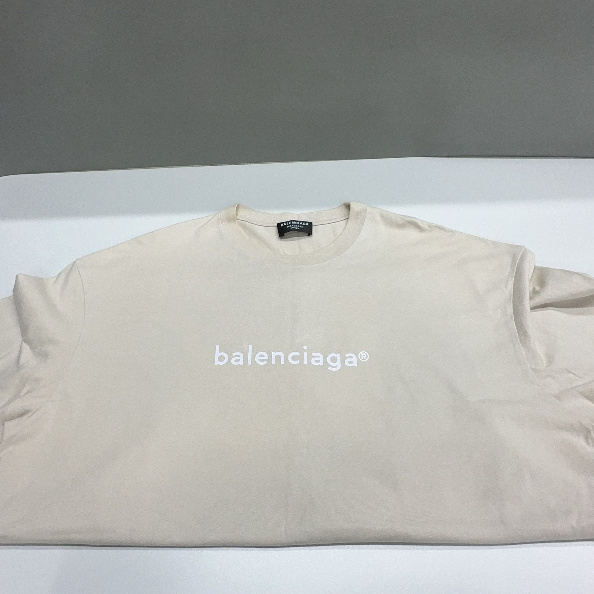 Balenciaga Balenciaga Logo T-Shirt Size XL Size US XL / EU 56 / 4 - 6 Thumbnail
