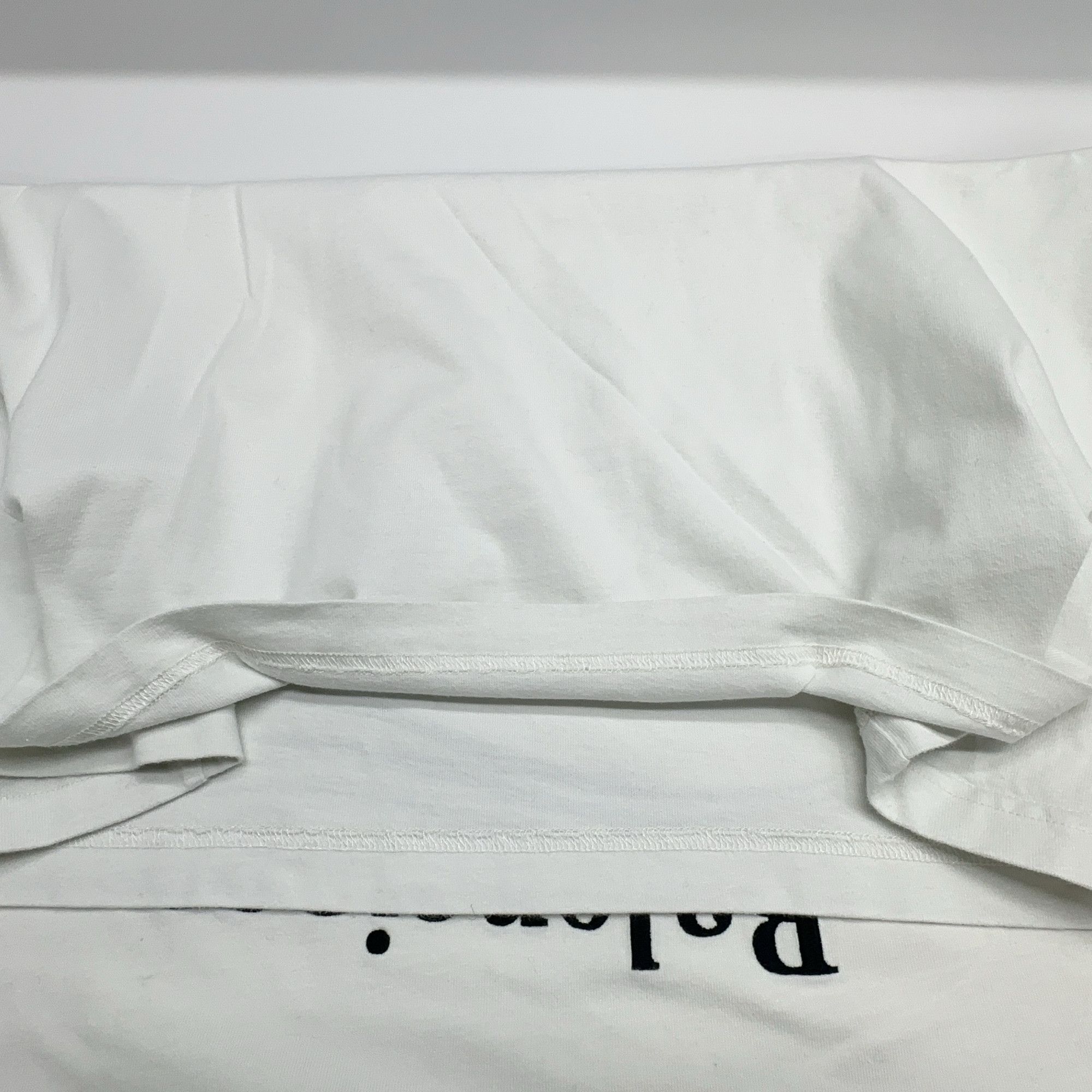 Balenciaga Balenciaga Political Campaign Logo T-Shirt Size M Size US M / EU 48-50 / 2 - 8 Thumbnail
