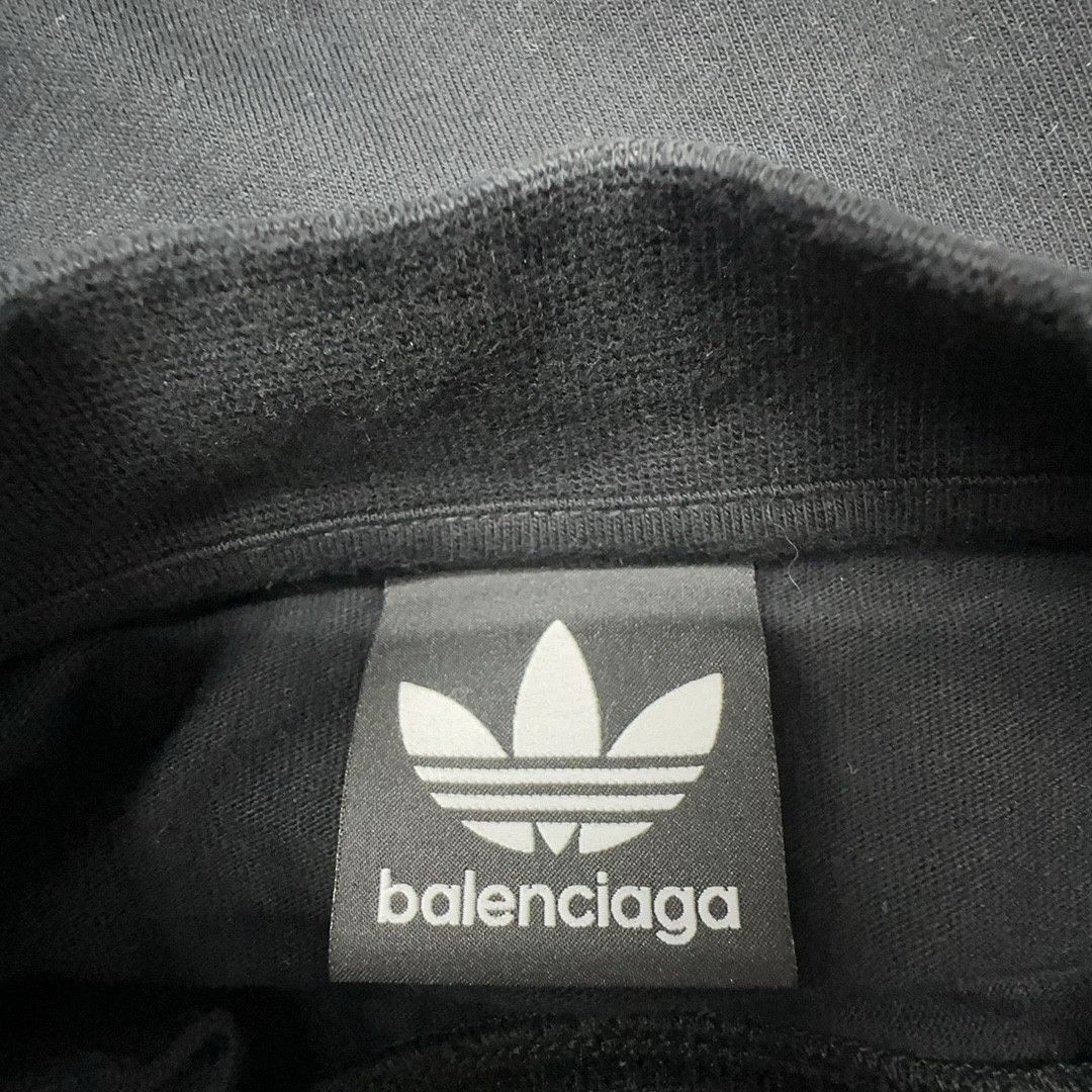 Balenciaga Balenciaga x Adidas Logo T-Shirt Size M Size US M / EU 48-50 / 2 - 3 Thumbnail