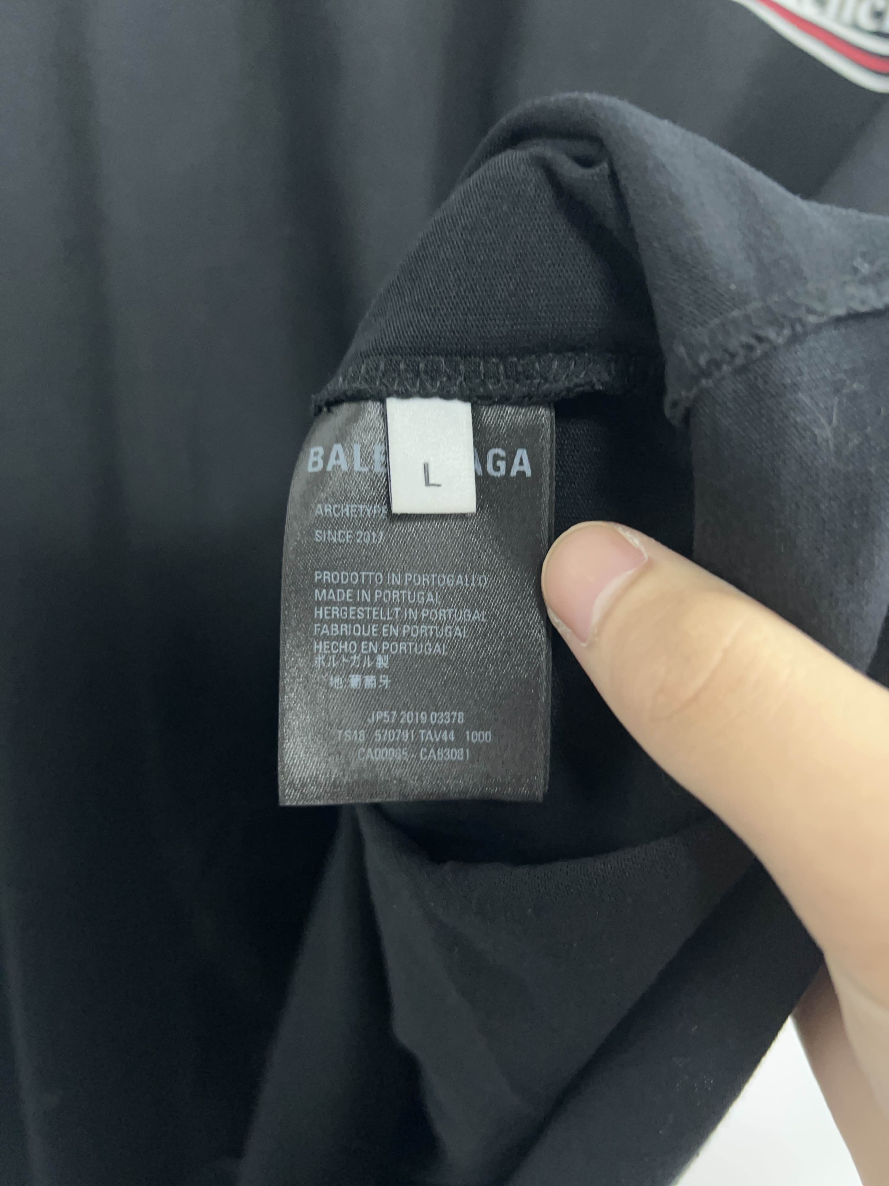 Balenciaga Balenciaga Political Campaign T-Shirt Size L Size US L / EU 52-54 / 3 - 4 Thumbnail