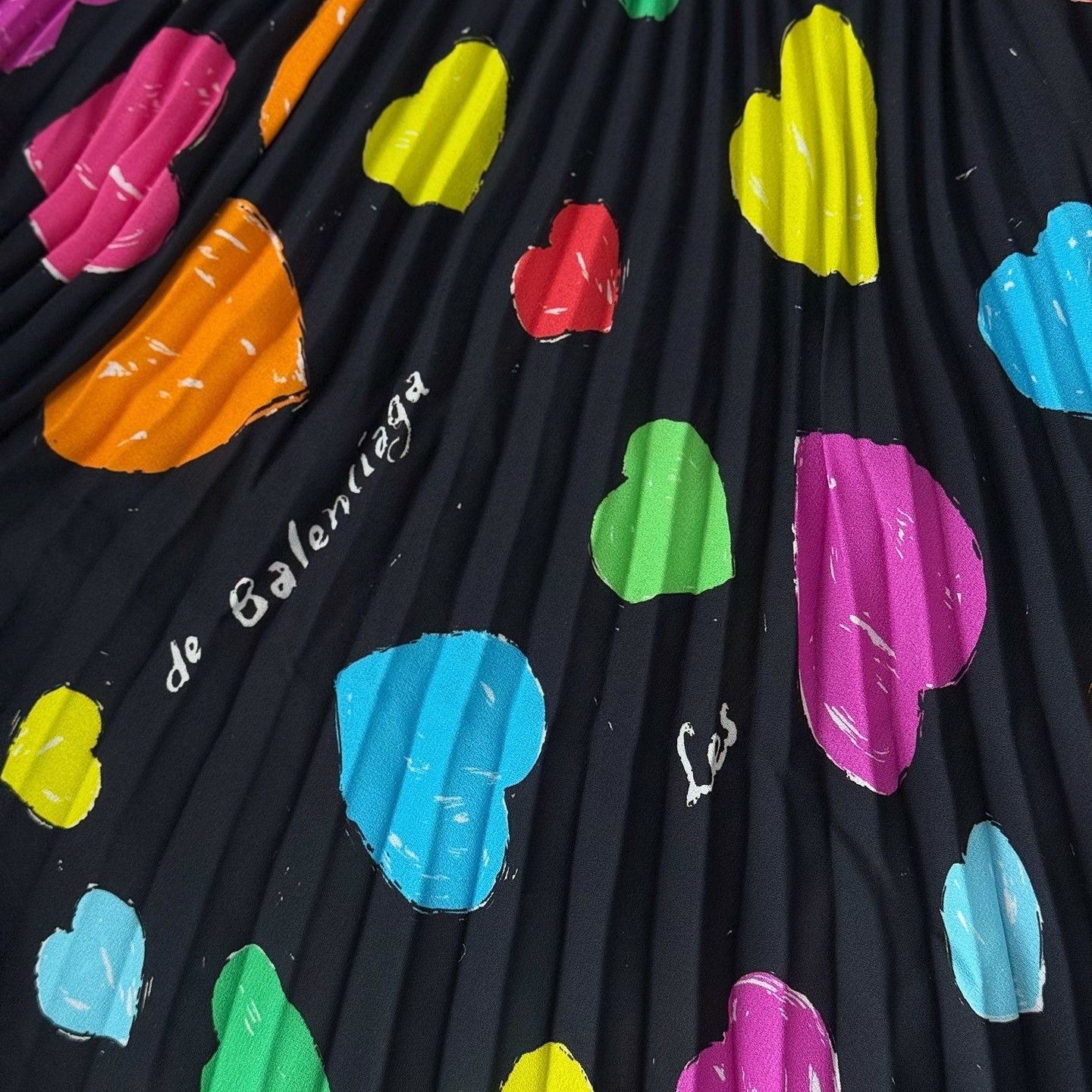Balenciaga Balenciaga Heart Print Pleated Maxi Skirt Size 36 Size 25" / US 0 / IT 36 - 9 Thumbnail