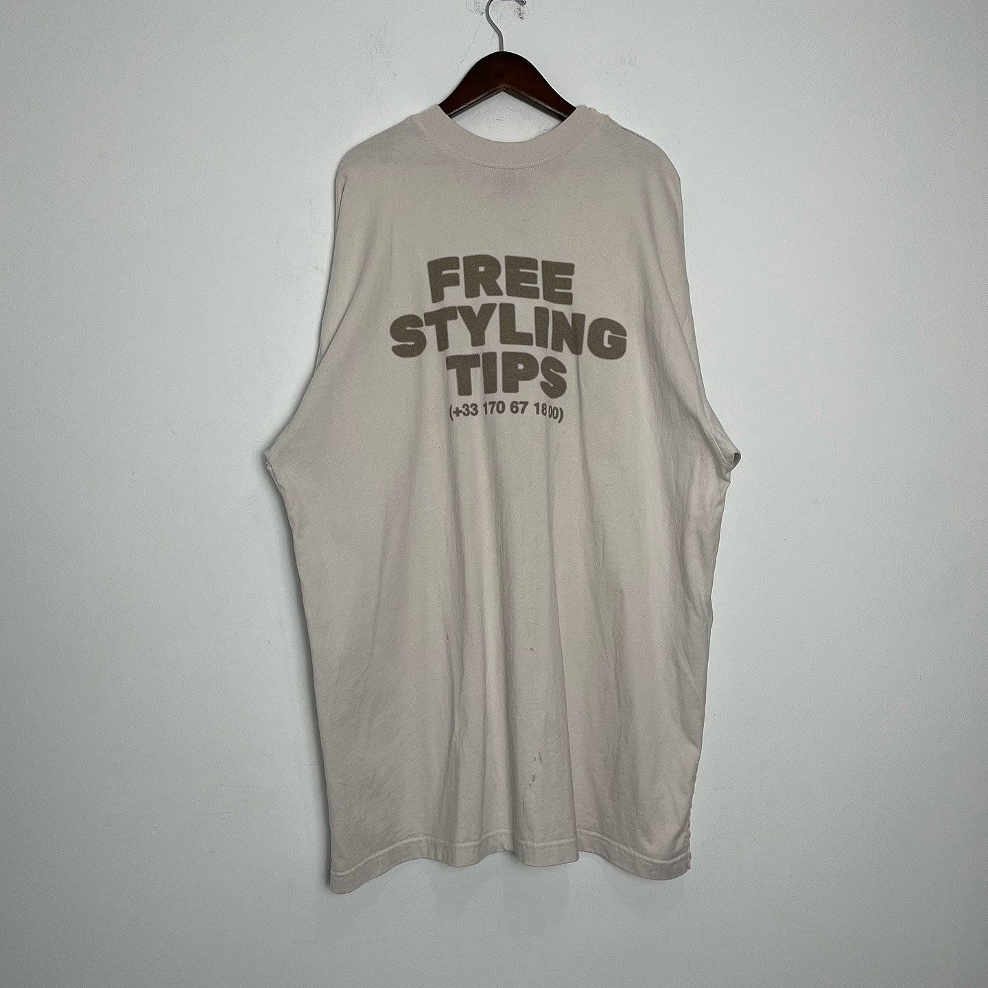 Balenciaga Balenciaga Free Styling Tips Logo T-Shirt Size L Size US L / EU 52-54 / 3 - 6 Thumbnail