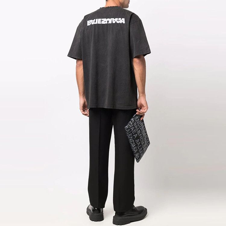 Balenciaga Balenciaga Logo Back Print T-Shirt Size S Size US S / EU 44-46 / 1 - 9 Thumbnail