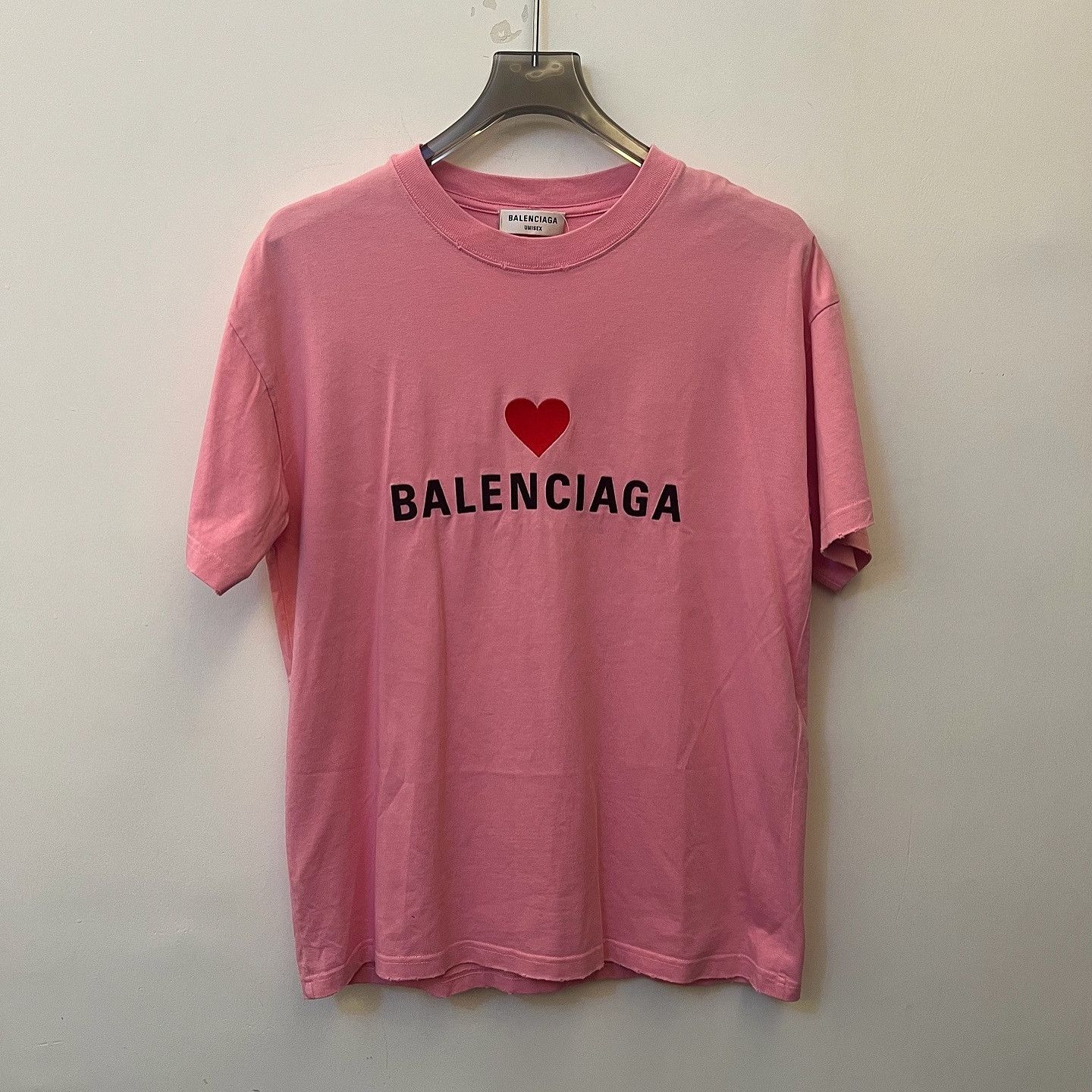 Balenciaga Balenciaga Heart Logo T-Shirt Size S Size US S / EU 44-46 / 1 - 5 Thumbnail