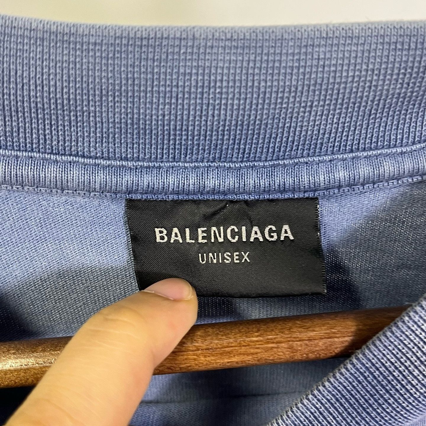 Balenciaga Balenciaga Logo T-Shirt Size L Size US L / EU 52-54 / 3 - 3 Thumbnail