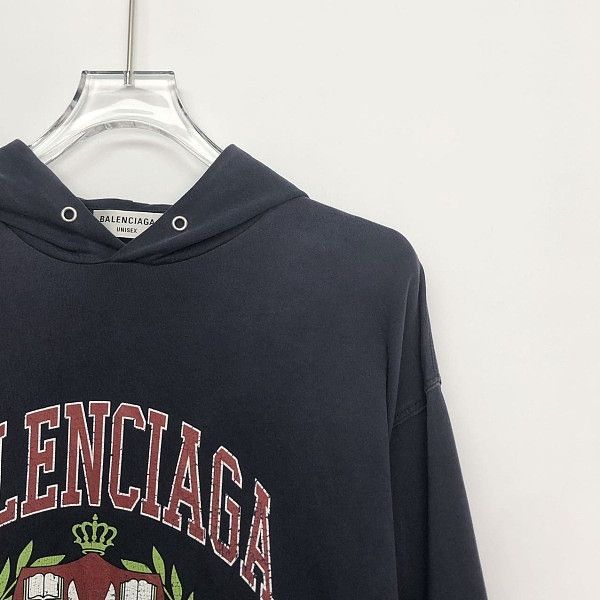 Balenciaga Balenciaga Logo Crest Hoodie Size M Size M / US 6-8 / IT 42-44 - 5 Thumbnail