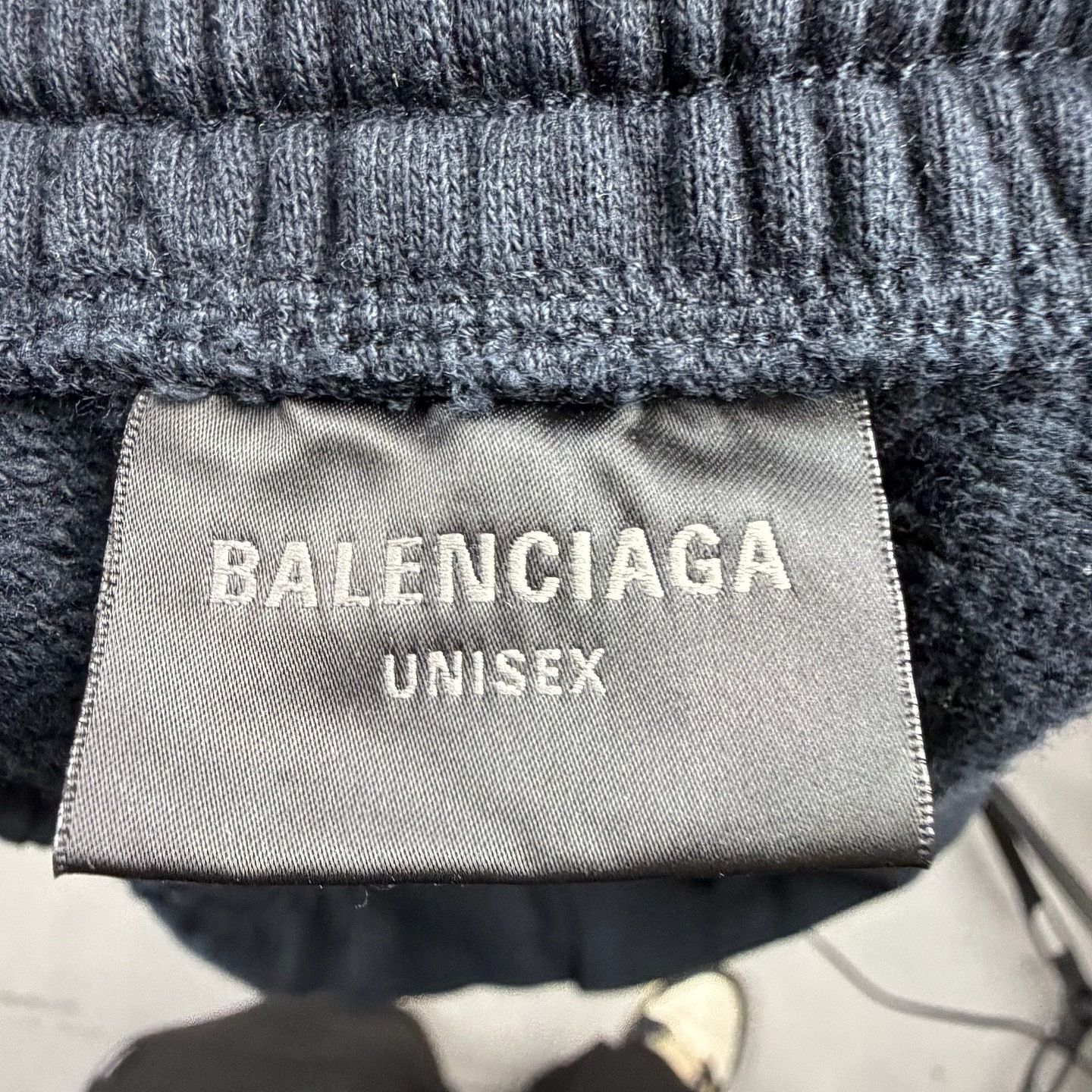 Balenciaga Balenciaga Logo Patch Cotton Shorts Size XXS Size US 32 / EU 48 - 3 Thumbnail