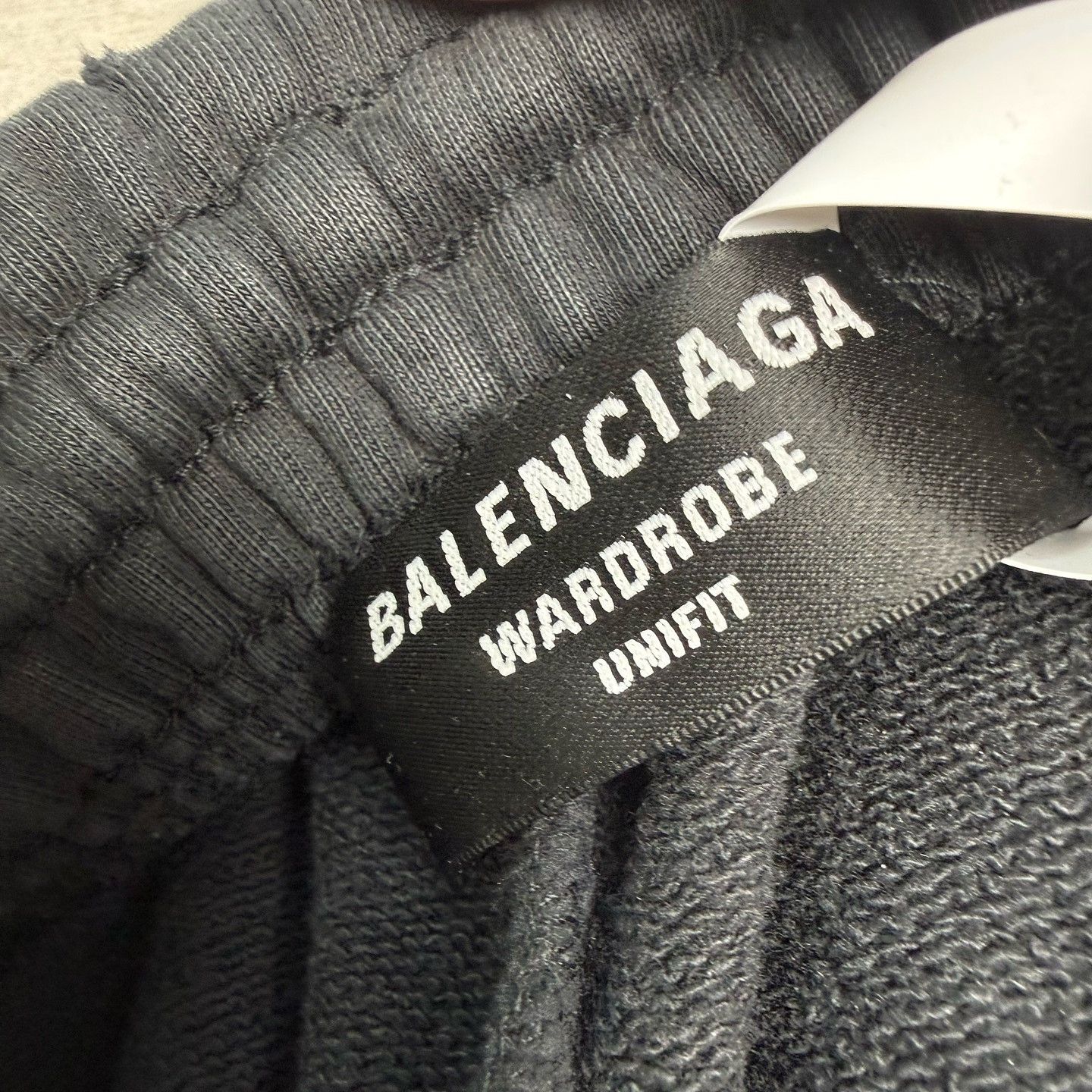 Balenciaga Balenciaga Distressed Embroidered Sweatshorts Size S Size US 30 / EU 46 - 3 Thumbnail