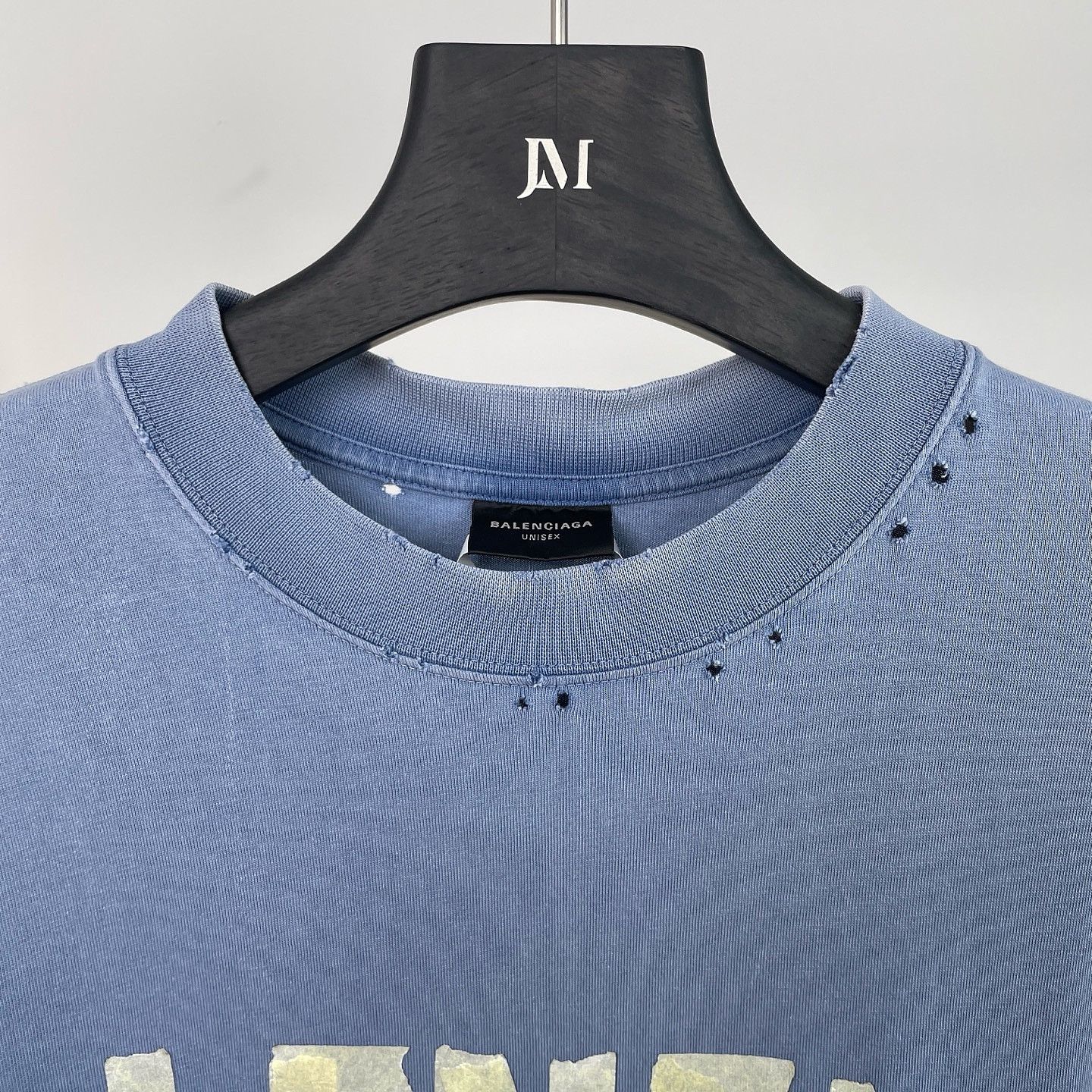 Balenciaga Balenciaga Tape Logo Graphic T-Shirt Size L Size US L / EU 52-54 / 3 - 3 Thumbnail