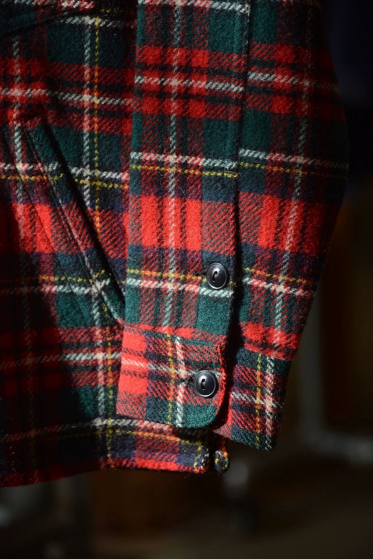 Johnson Woolen Mills Johnson Woolen Mills 80s-90s Plaid Jacket Size US M / EU 48-50 / 2 - 3 Thumbnail