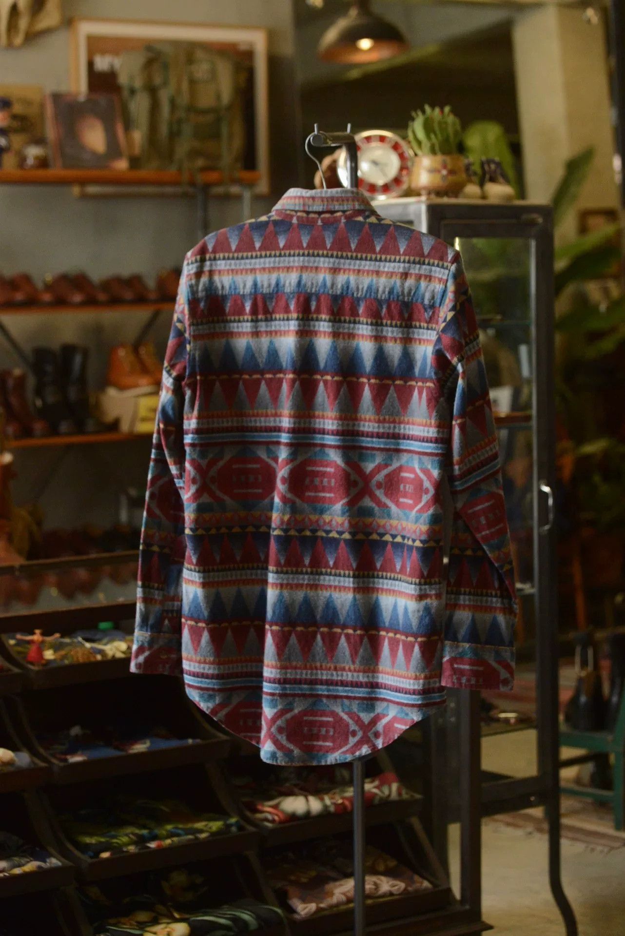 L.L. Bean LLBean 1990s Aztec Geometric Shirt Size US M / EU 48-50 / 2 - 5 Thumbnail