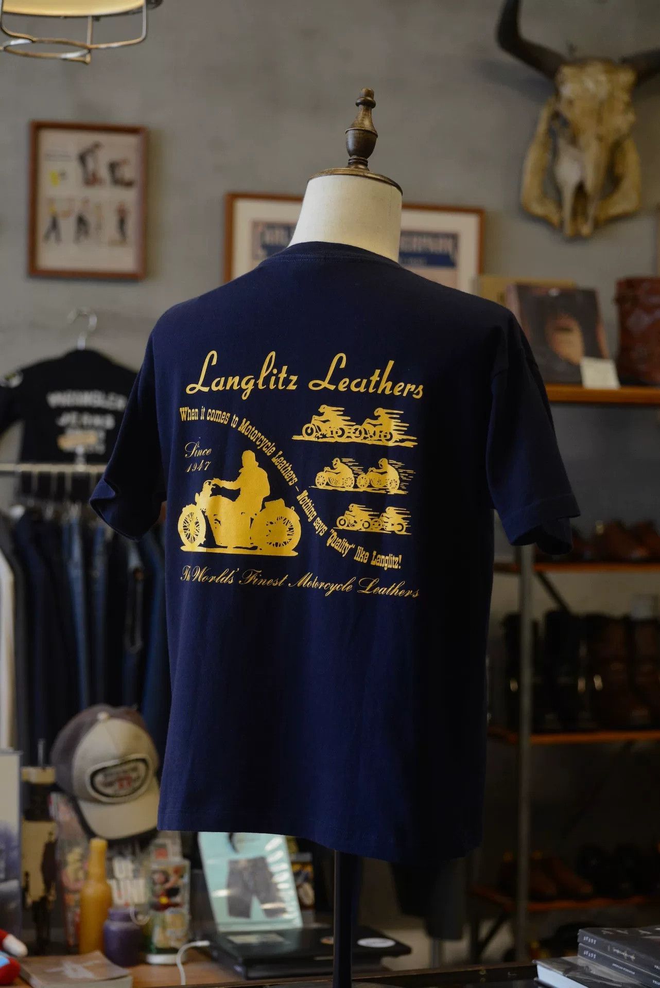 Vintage Langlitz Motorcycle Theme T-shirt Size US L / EU 52-54 / 3 - 5 Thumbnail