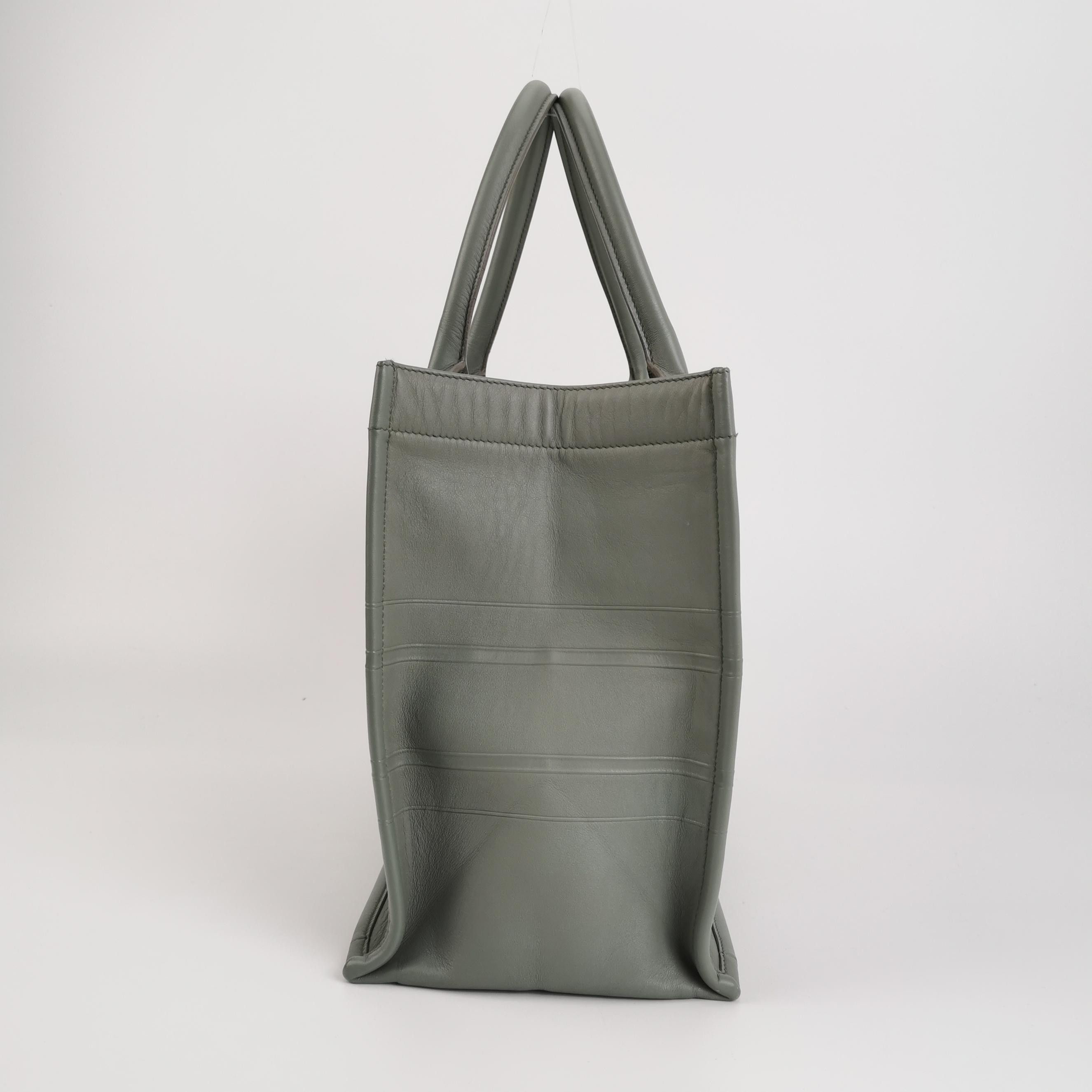Dior Dior Women os Tote Bags Size ONE SIZE - 3 Thumbnail
