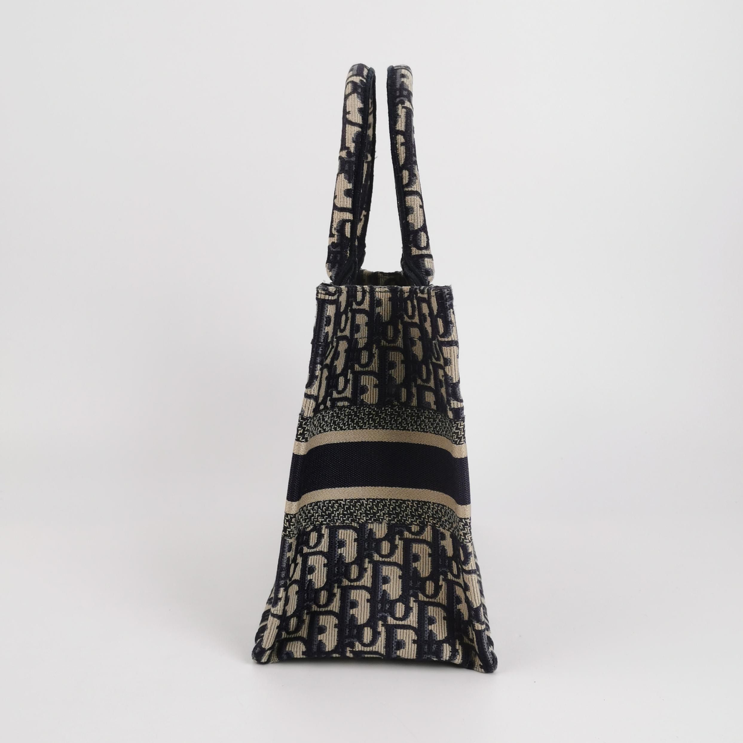 Dior Dior Women os Tote Bags Size ONE SIZE - 3 Thumbnail