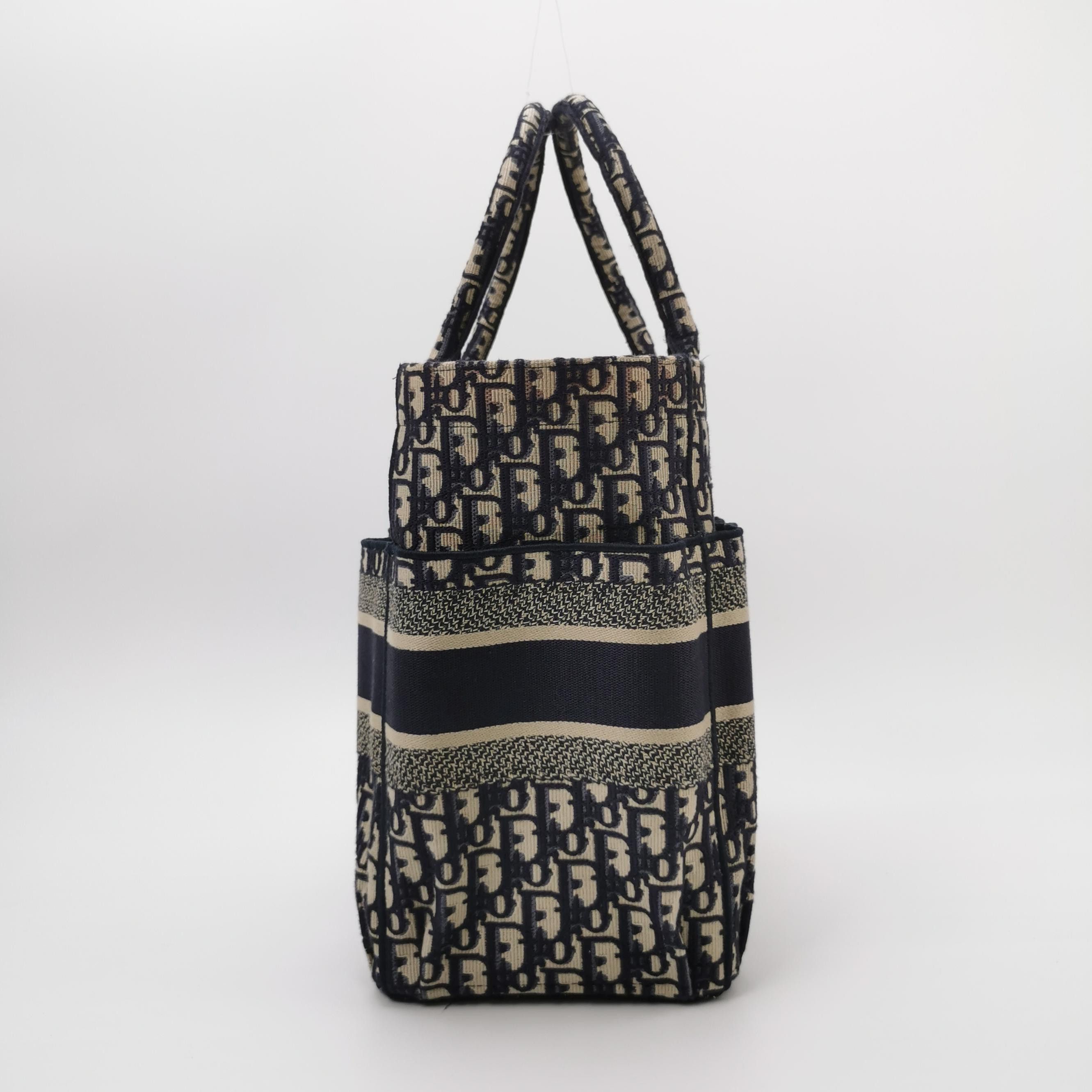Dior Dior Women os Tote Bags Size ONE SIZE - 3 Thumbnail