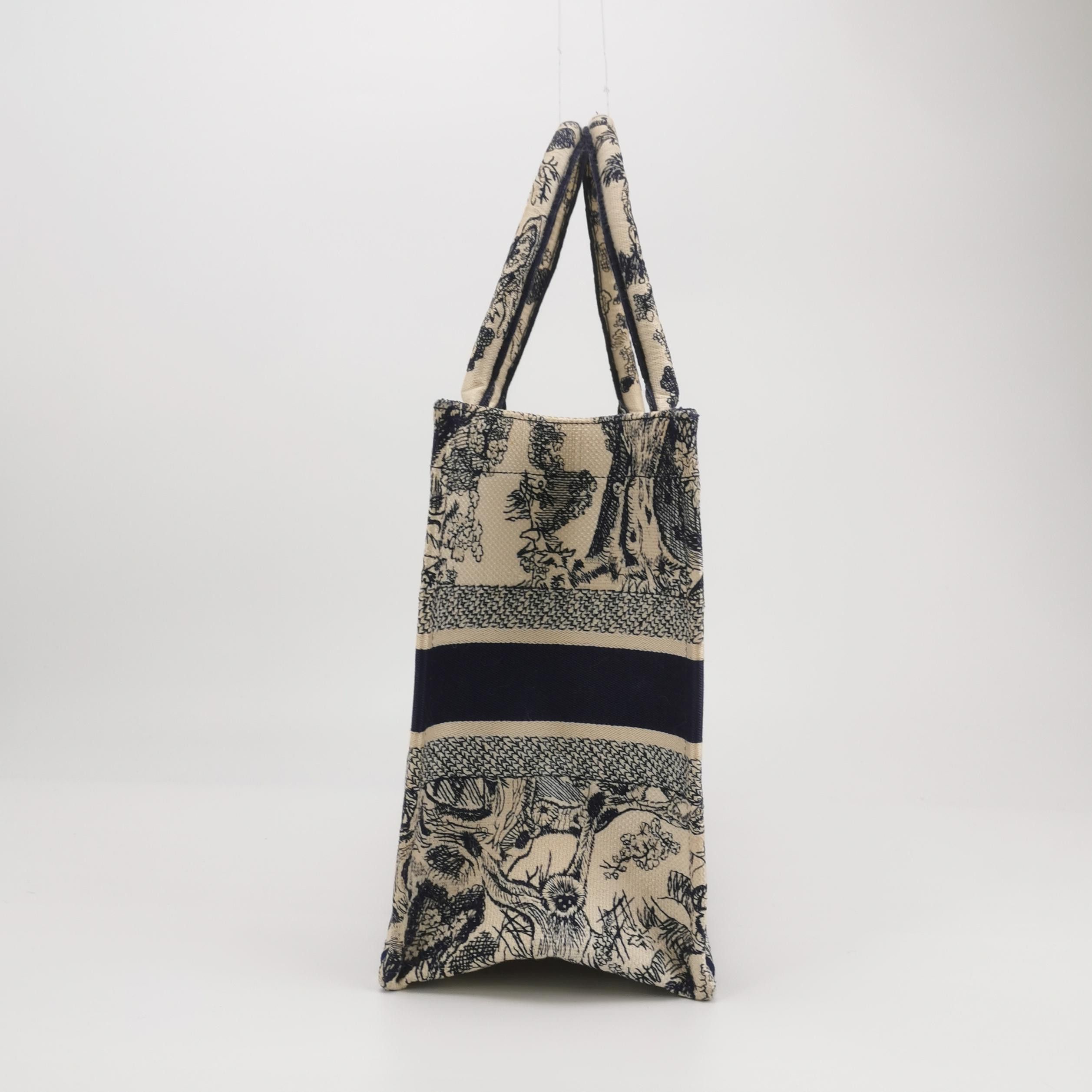 Dior Dior Women os Tote Bags Size ONE SIZE - 4 Thumbnail