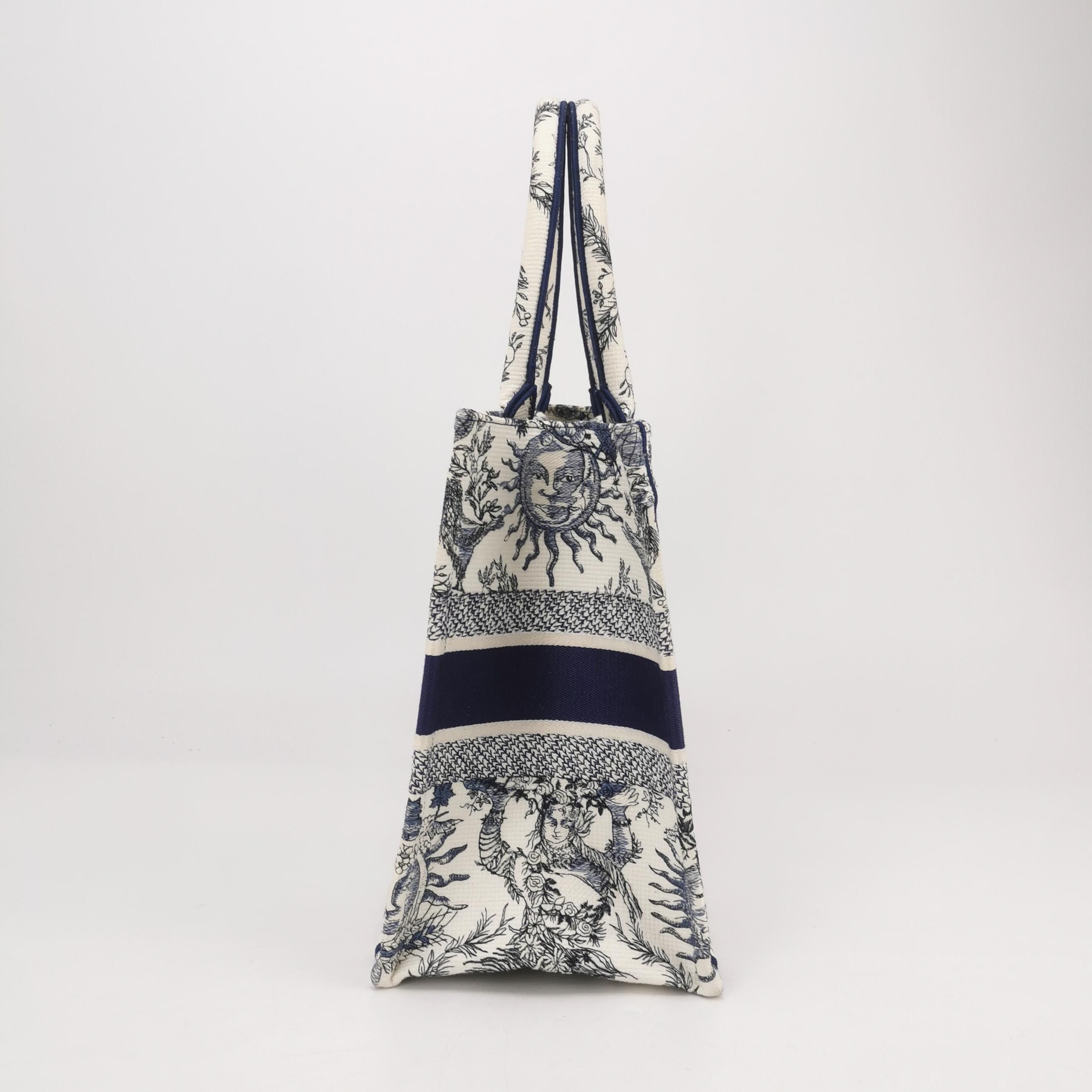Dior Dior Women os Tote Bags Size ONE SIZE - 4 Thumbnail