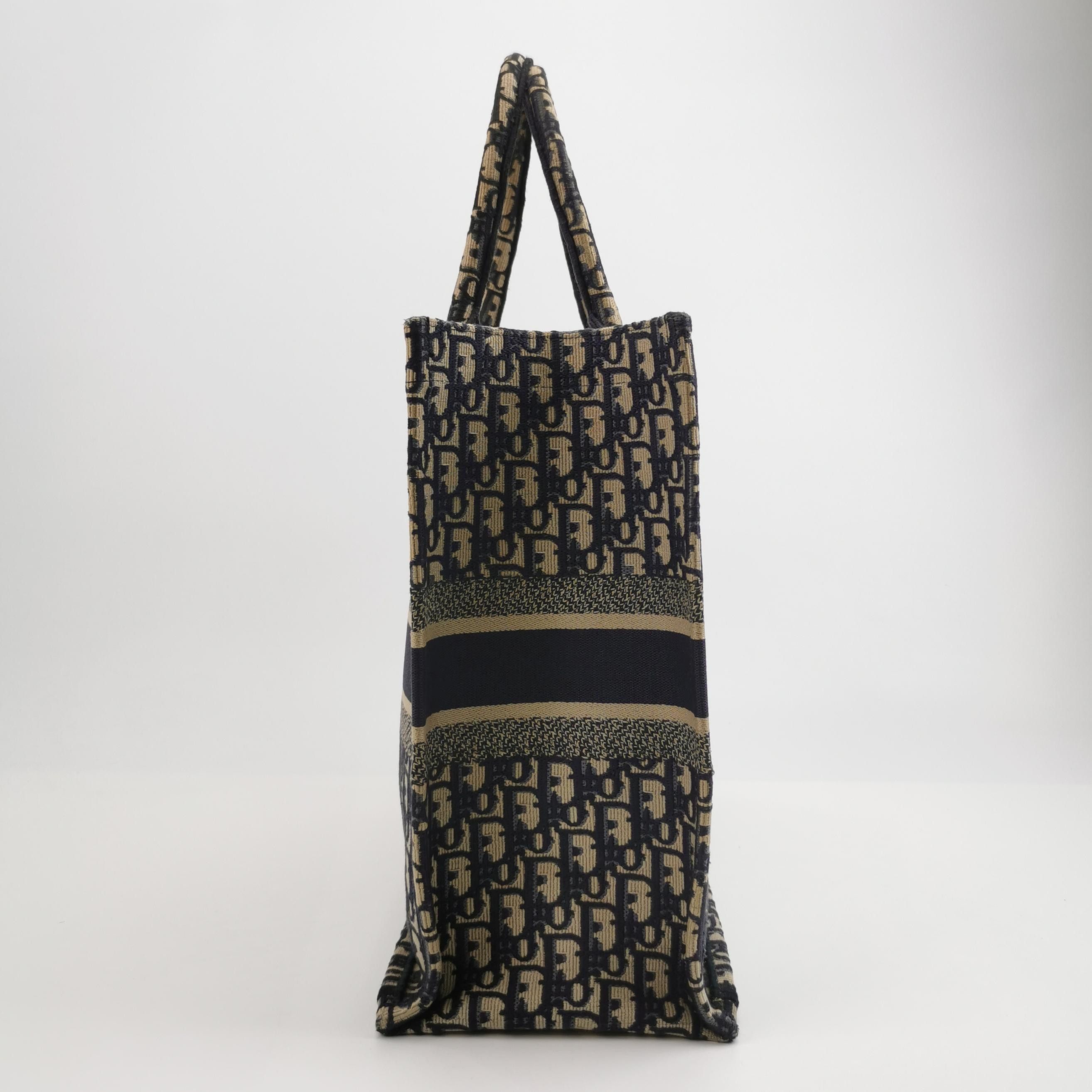 Dior Dior Women os Tote Bags Size ONE SIZE - 3 Thumbnail