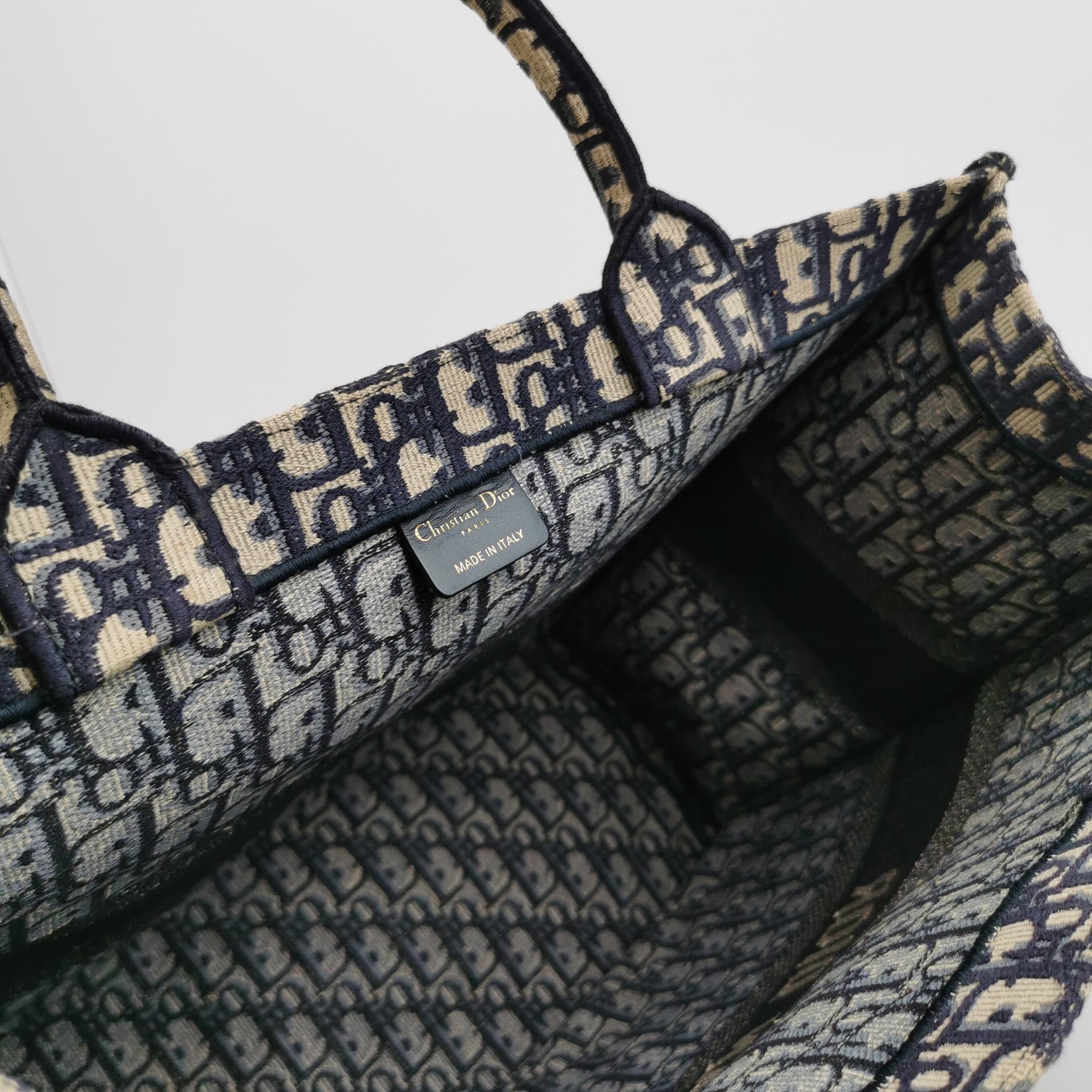 Dior Dior Women os Tote Bags Size ONE SIZE - 8 Thumbnail