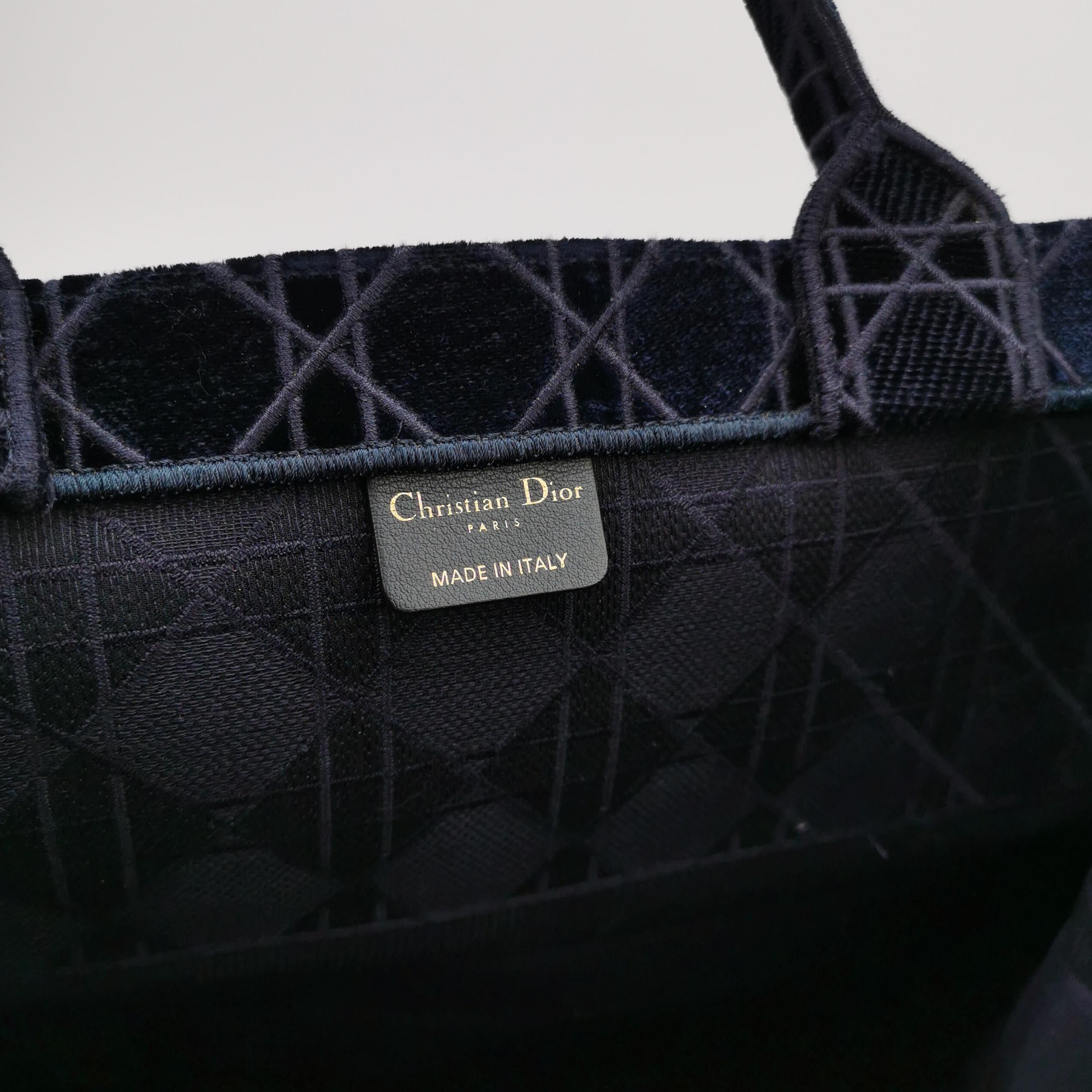 Dior Dior Women os Tote Bags Size ONE SIZE - 8 Thumbnail