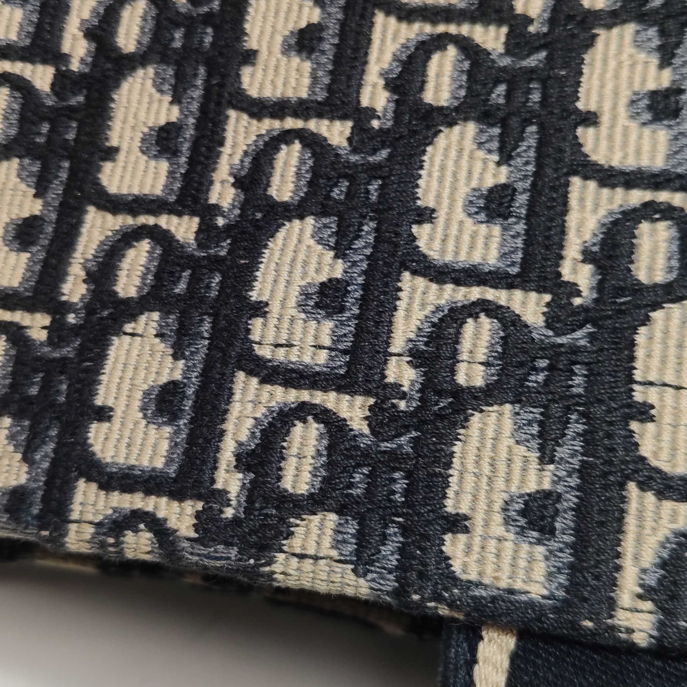 Dior Dior Women os Shoulder Bags Size ONE SIZE - 16 Thumbnail