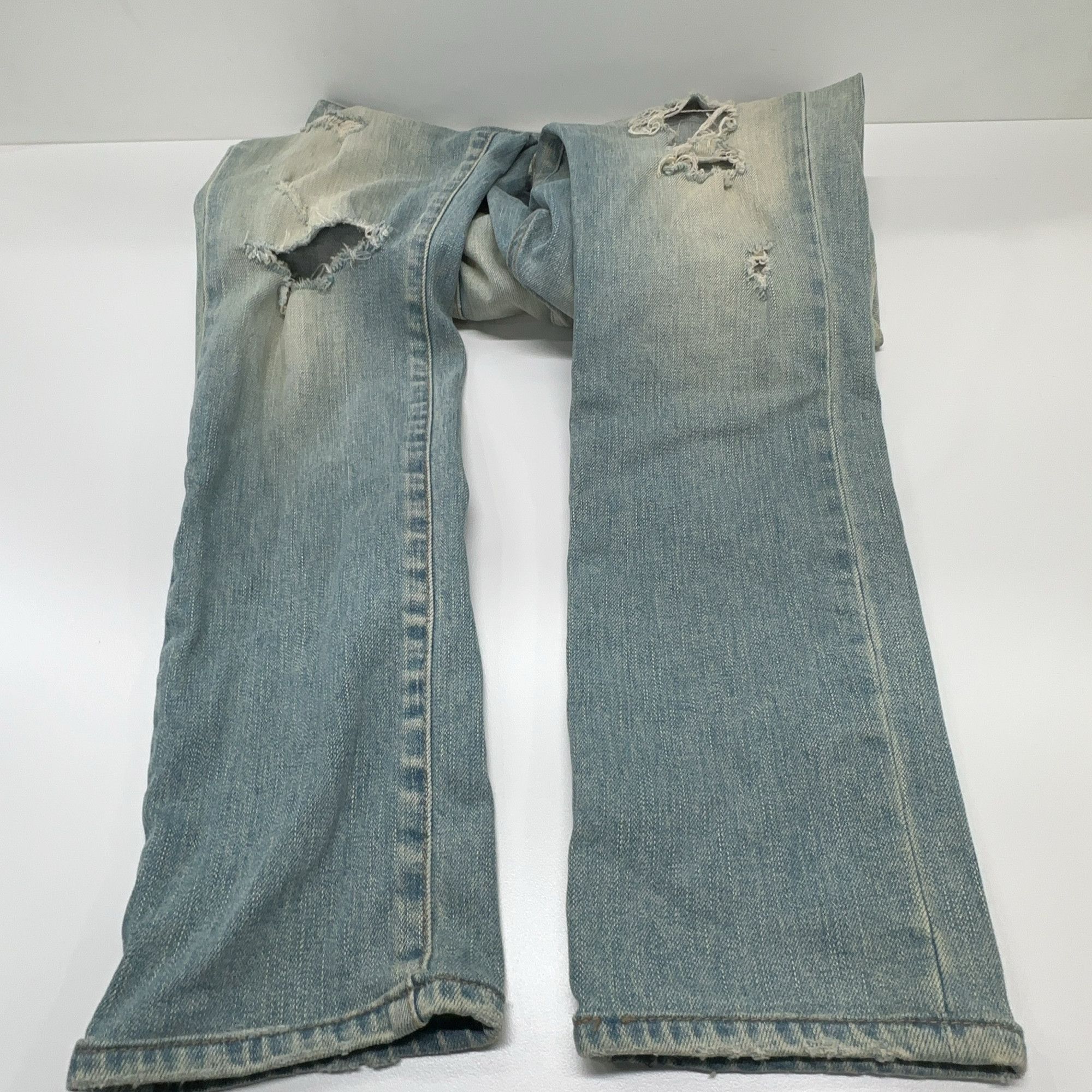 Saint Laurent Paris Saint Laurent Distressed Denim Jeans Size 30 Size US 30 / EU 46 - 8 Thumbnail
