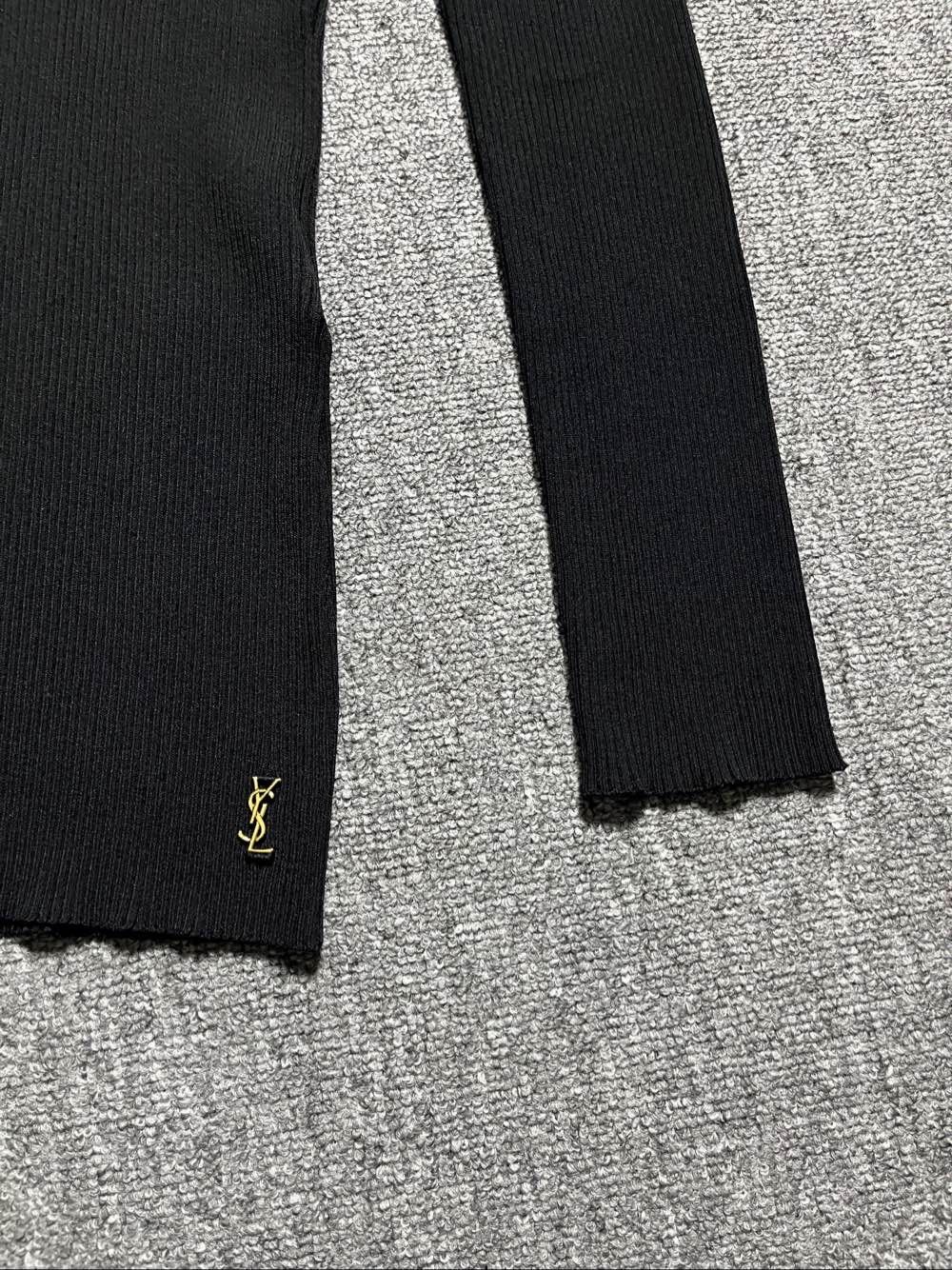 Saint Laurent Paris Saint Laurent Ribbed Collared Sweater Size L Size L / US 10 / IT 46 - 5 Thumbnail