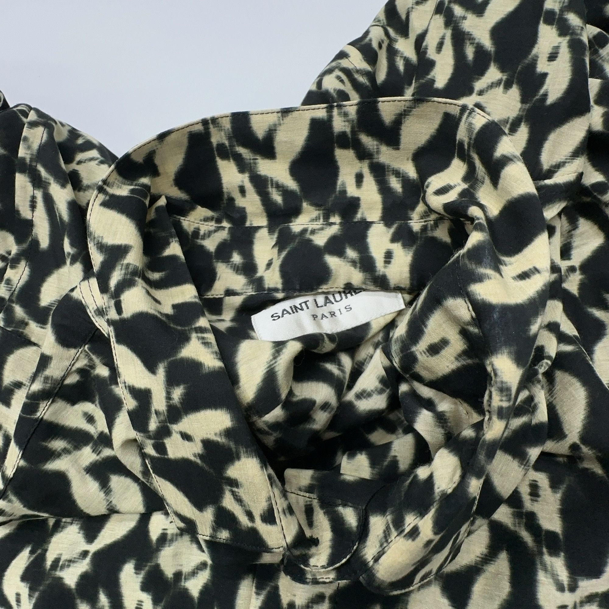 Saint Laurent Paris Saint Laurent Printed Long Sleeve Shirt Size S Size US S / EU 44-46 / 1 - 5 Thumbnail