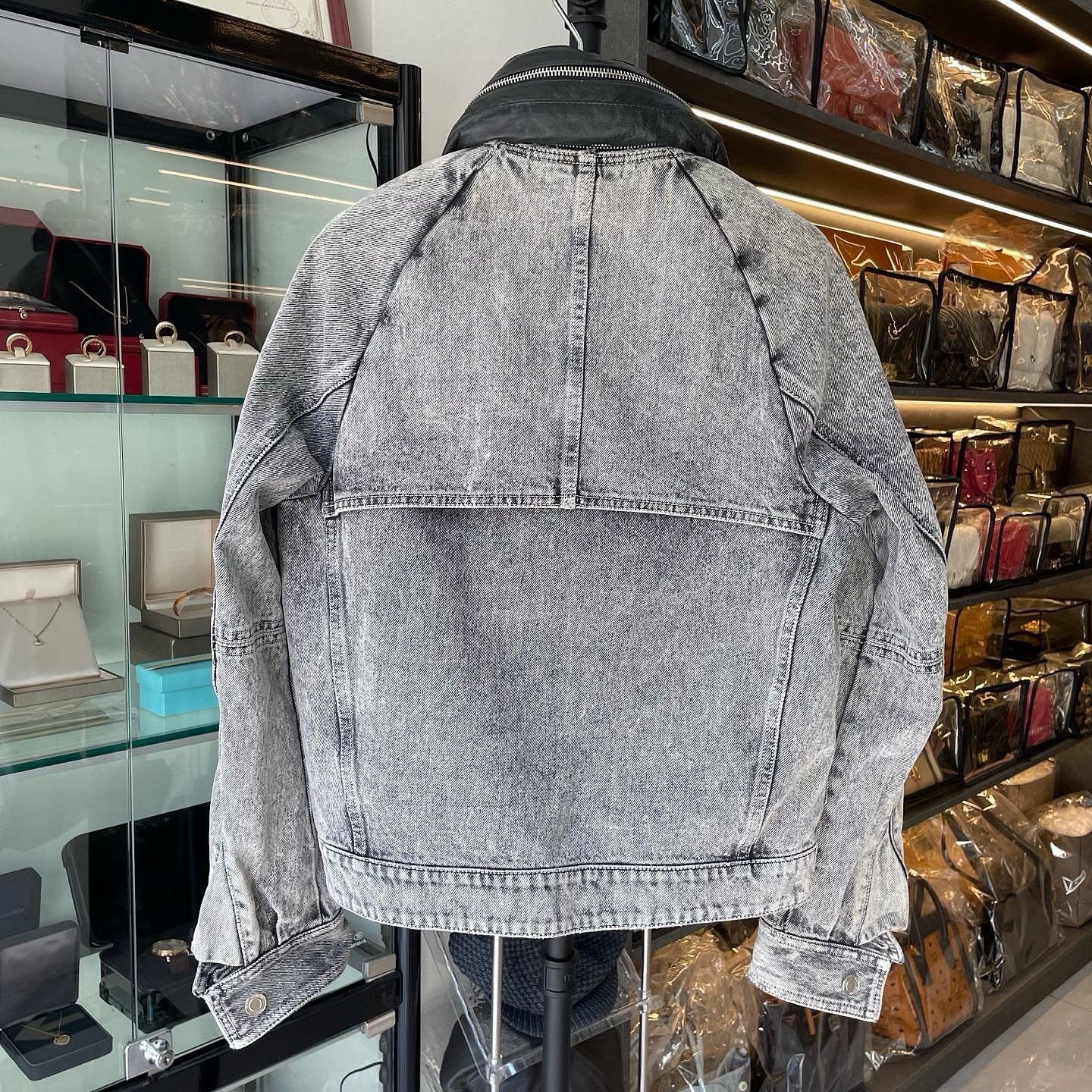 Saint Laurent Paris Saint Laurent Washed Denim Jacket Size XS Size US XS / EU 42 / 0 - 2 Thumbnail