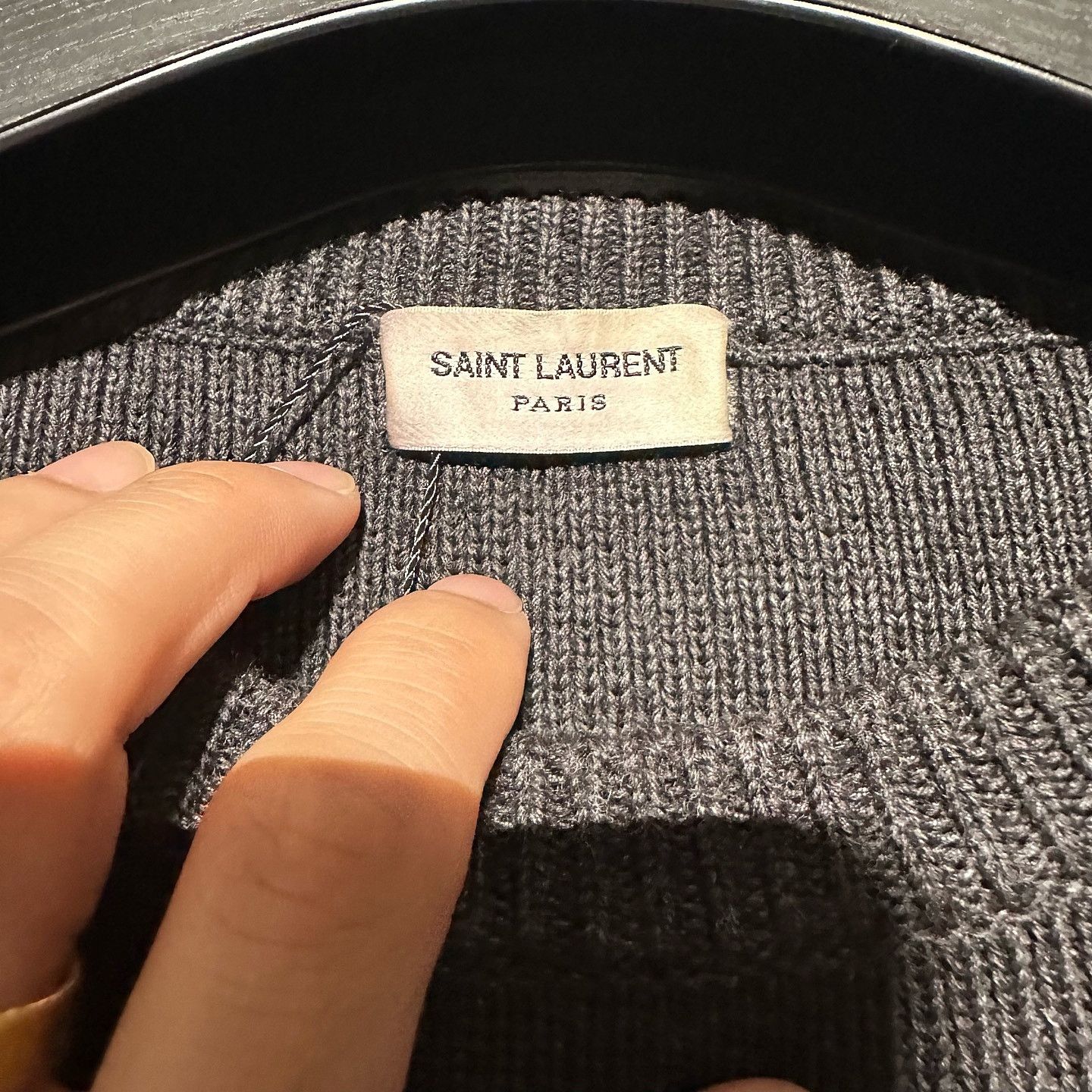 Saint Laurent Paris Saint Laurent Suede Patch Wool Sweater Size L Size US L / EU 52-54 / 3 - 3 Thumbnail