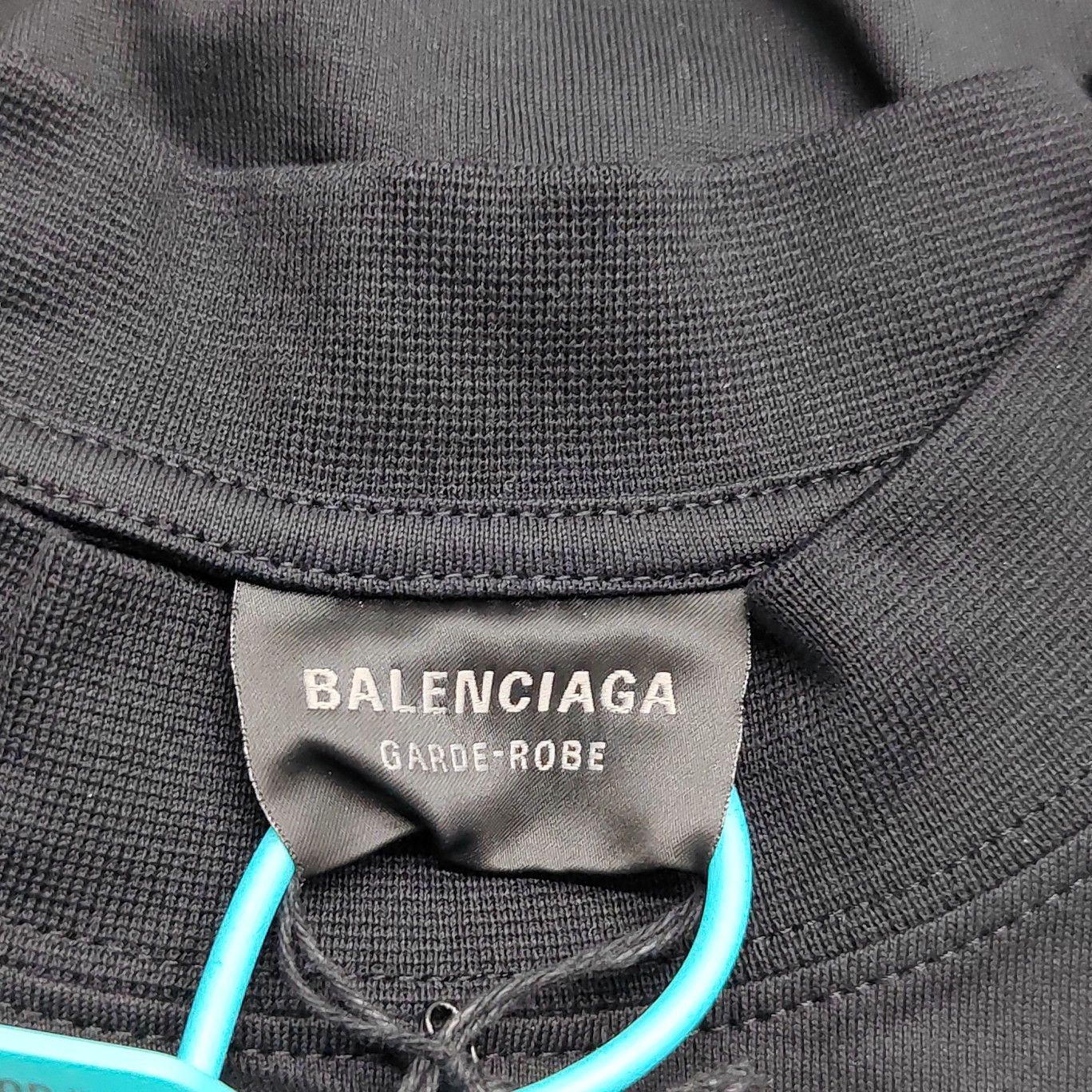 Balenciaga Balenciaga Plain Crewneck T-Shirt Size L Size US L / EU 52-54 / 3 - 2 Thumbnail