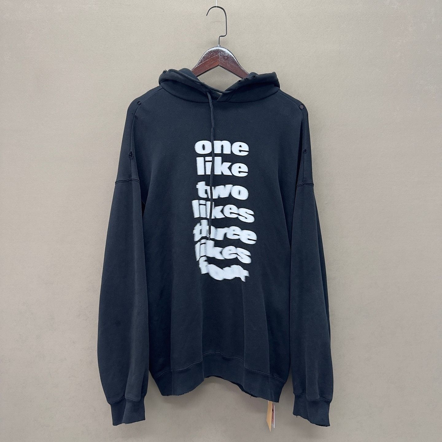 Balenciaga Balenciaga One Like Print Hoodie Size S Size S / US 4 / IT 40 - 5 Thumbnail