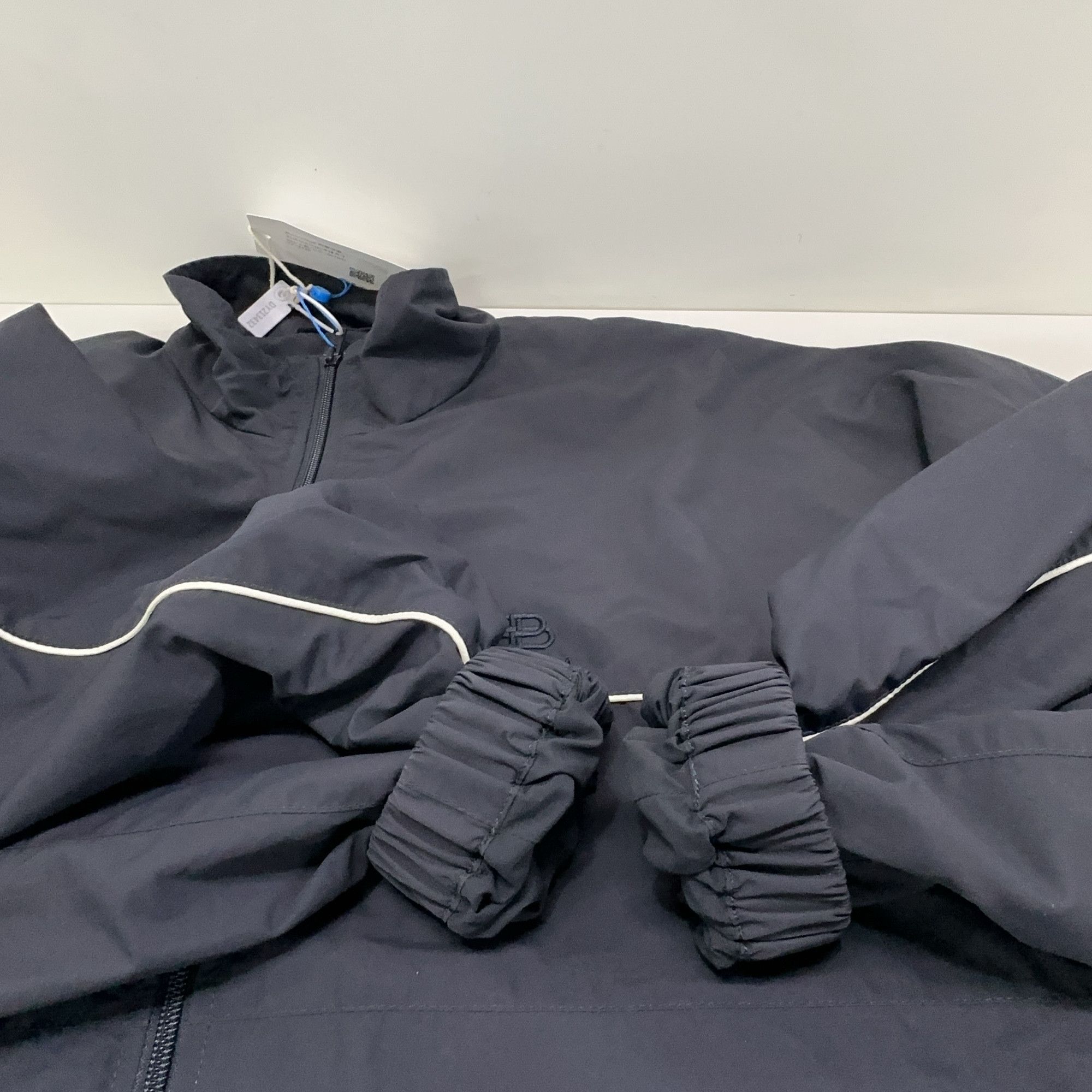Balenciaga Balenciaga Embroidered Logo Nylon Jacket Size M Size US M / EU 48-50 / 2 - 11 Thumbnail