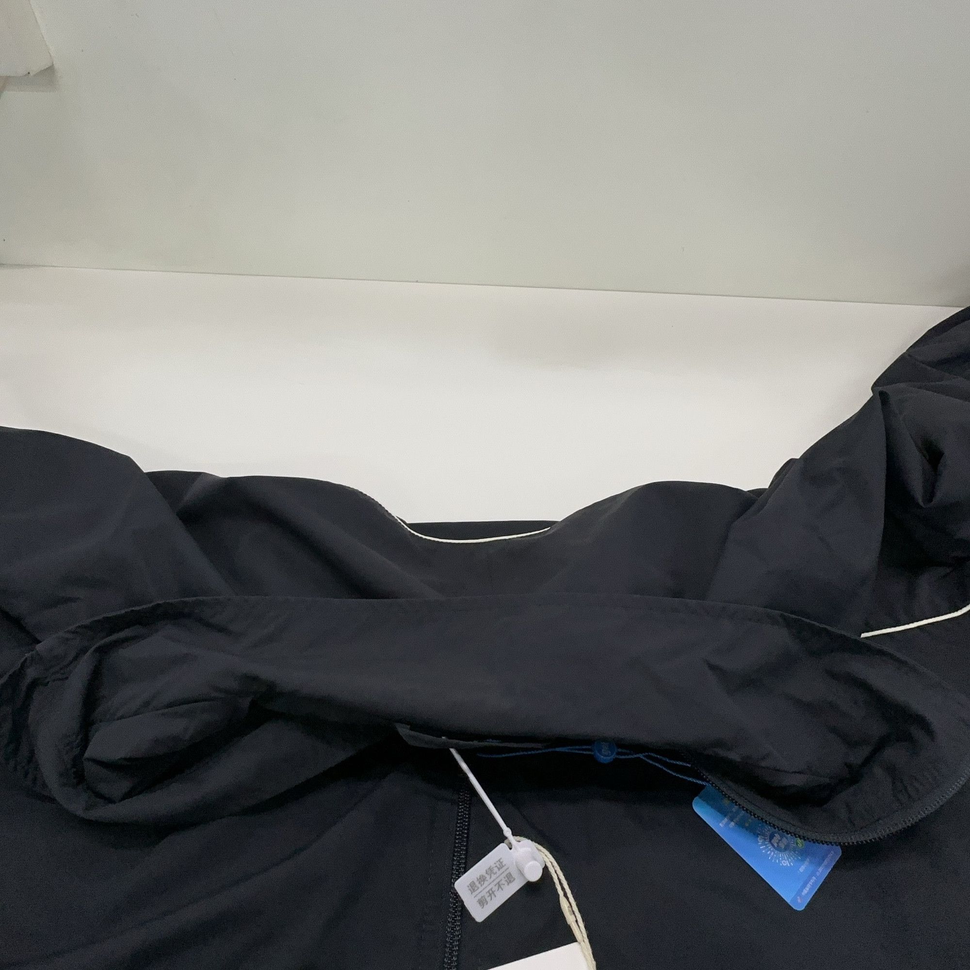 Balenciaga Balenciaga Embroidered Logo Nylon Jacket Size M Size US M / EU 48-50 / 2 - 7 Thumbnail