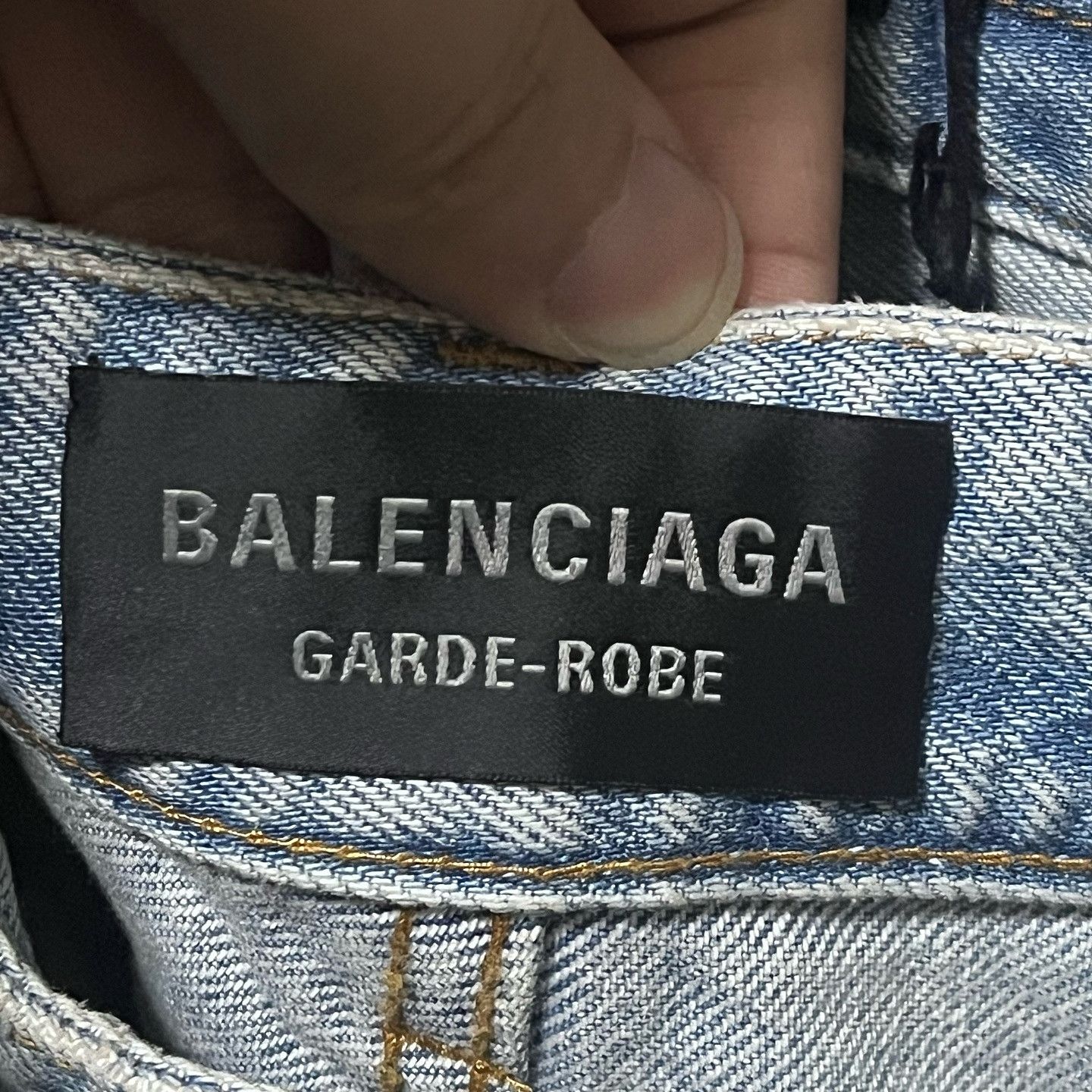 Balenciaga Balenciaga Garde-Robe Washed Jeans Size 27 Size 27" / US 4 / IT 40 - 3 Thumbnail