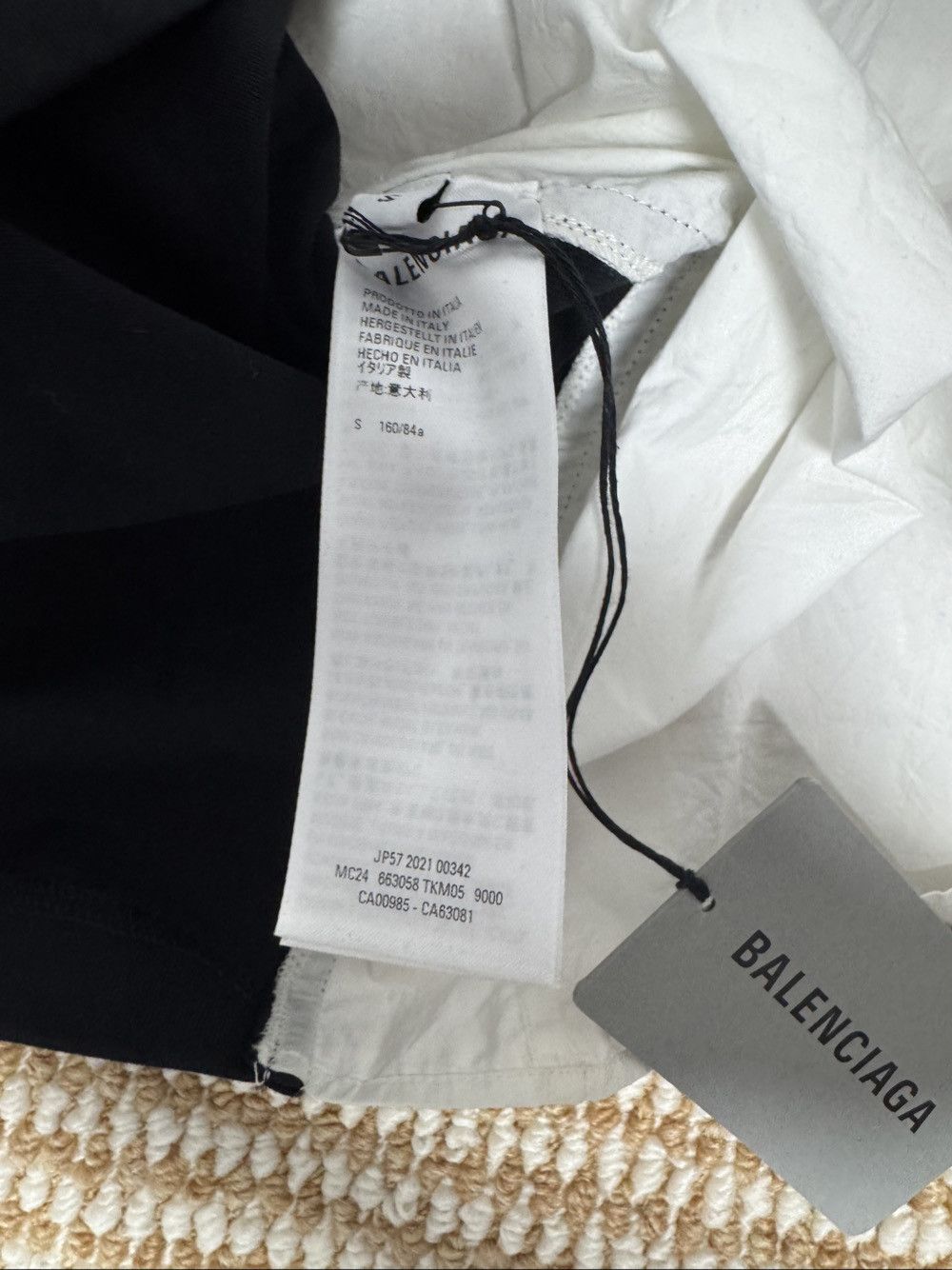 Balenciaga Balenciaga Donate Print Button Up Shirt Size S Size US S / EU 44-46 / 1 - 4 Thumbnail